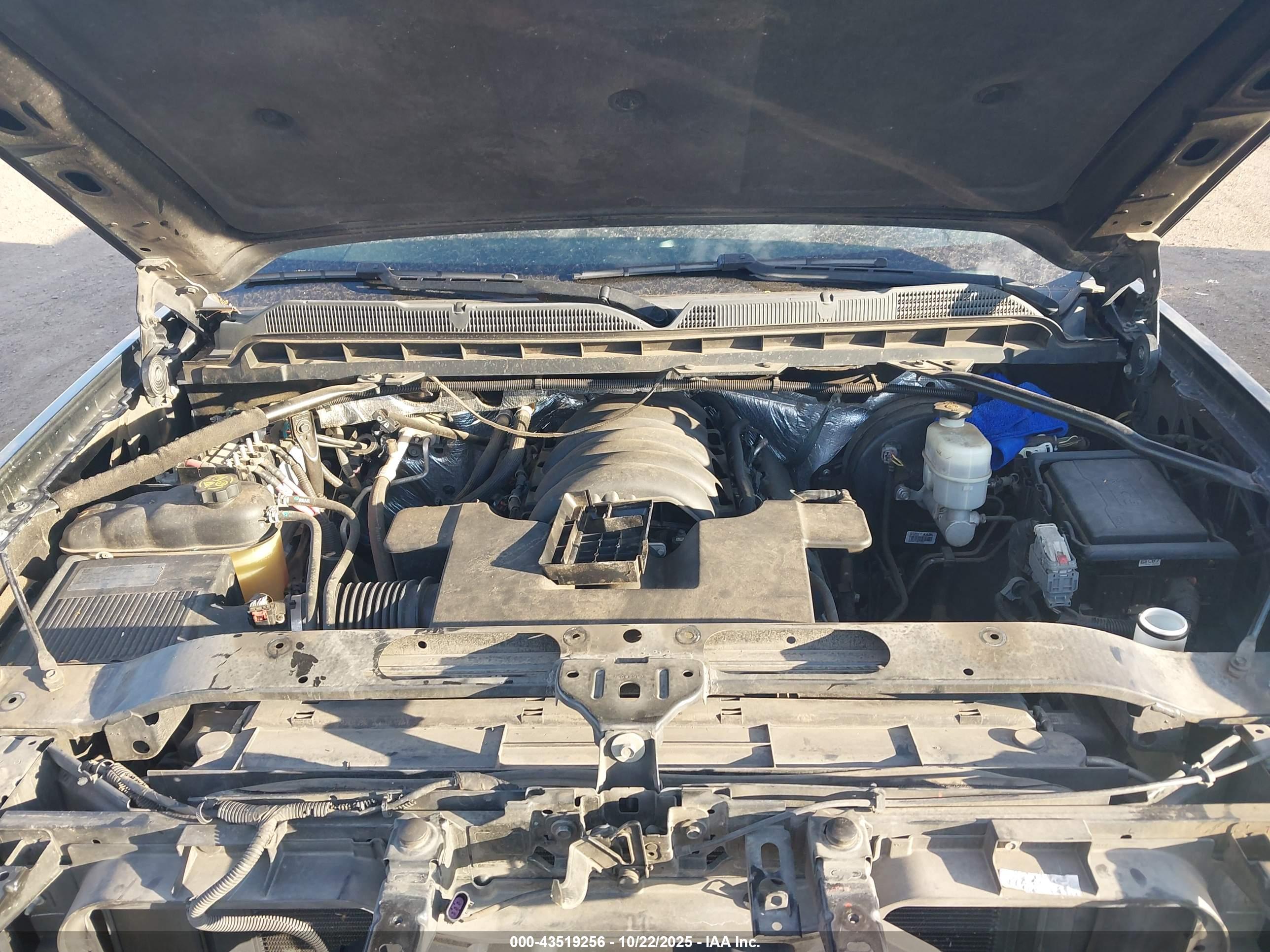 CHEVROLET SILVERADO image 10