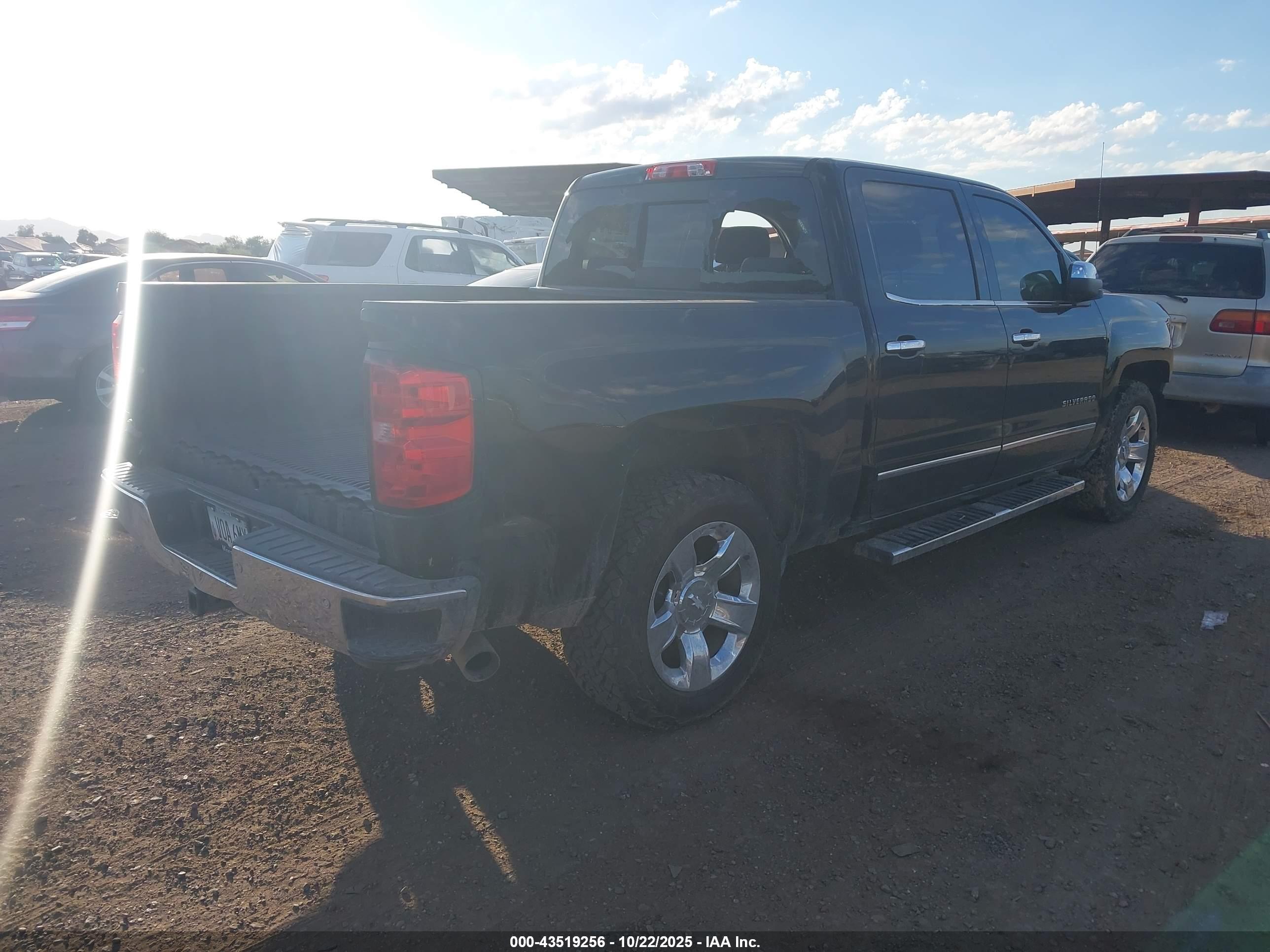 CHEVROLET SILVERADO image 4