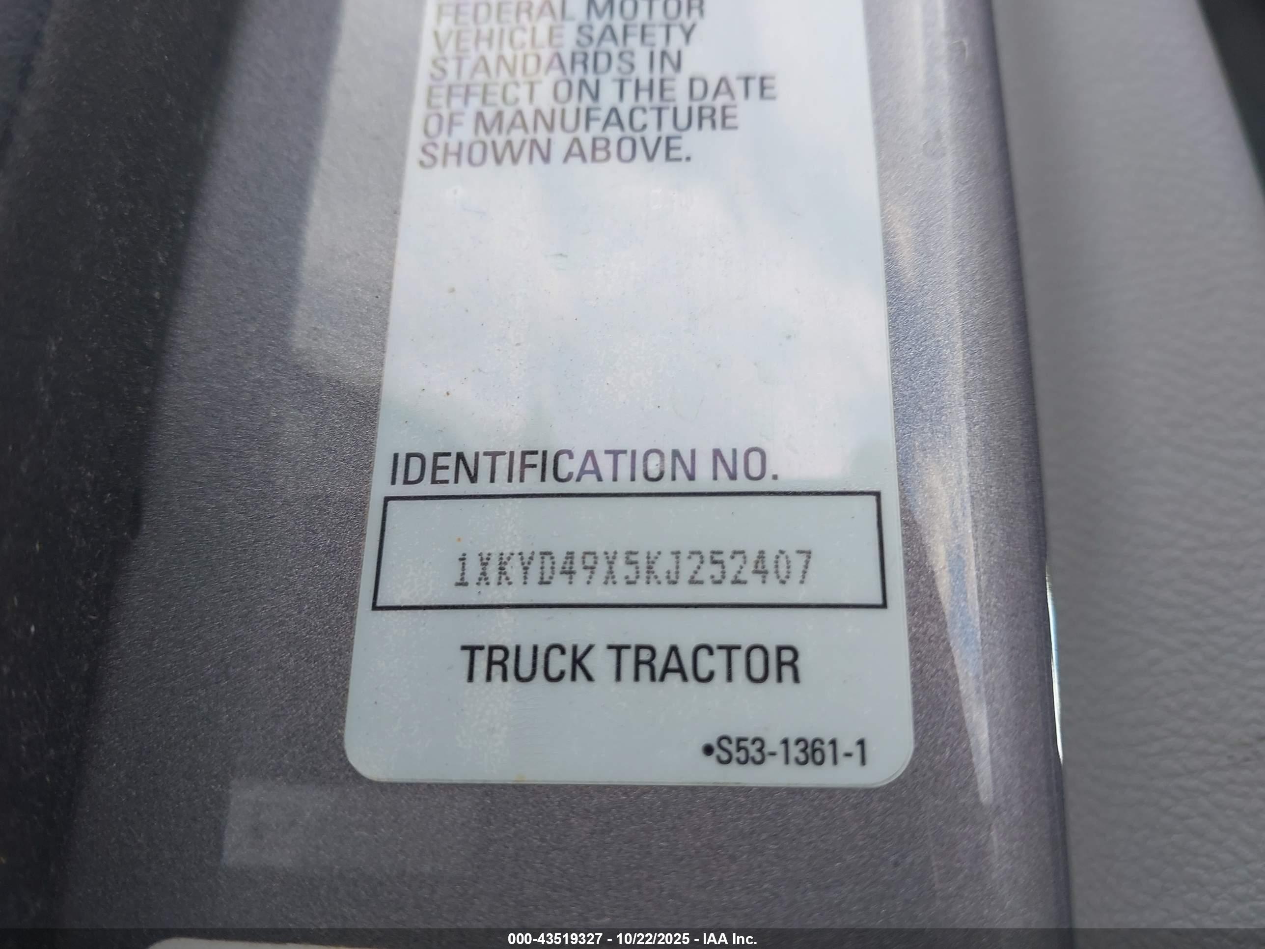 KENWORTH T680 image 9
