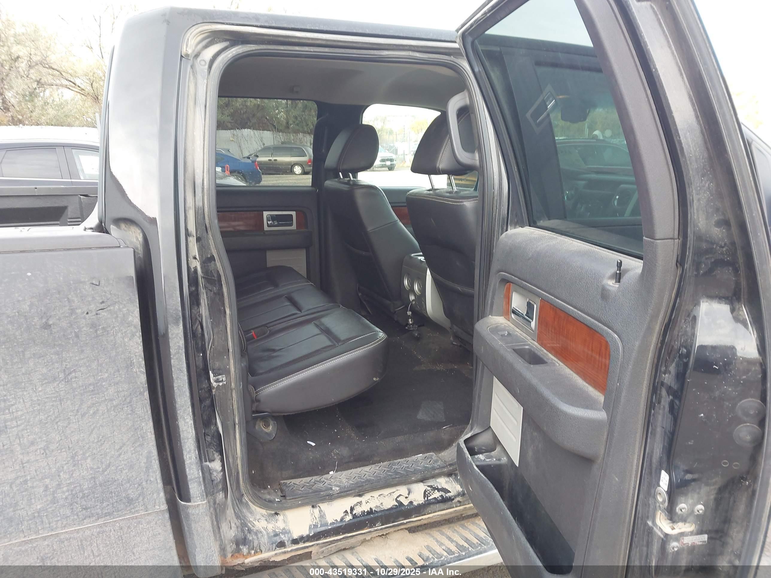 FORD F-150 image 8