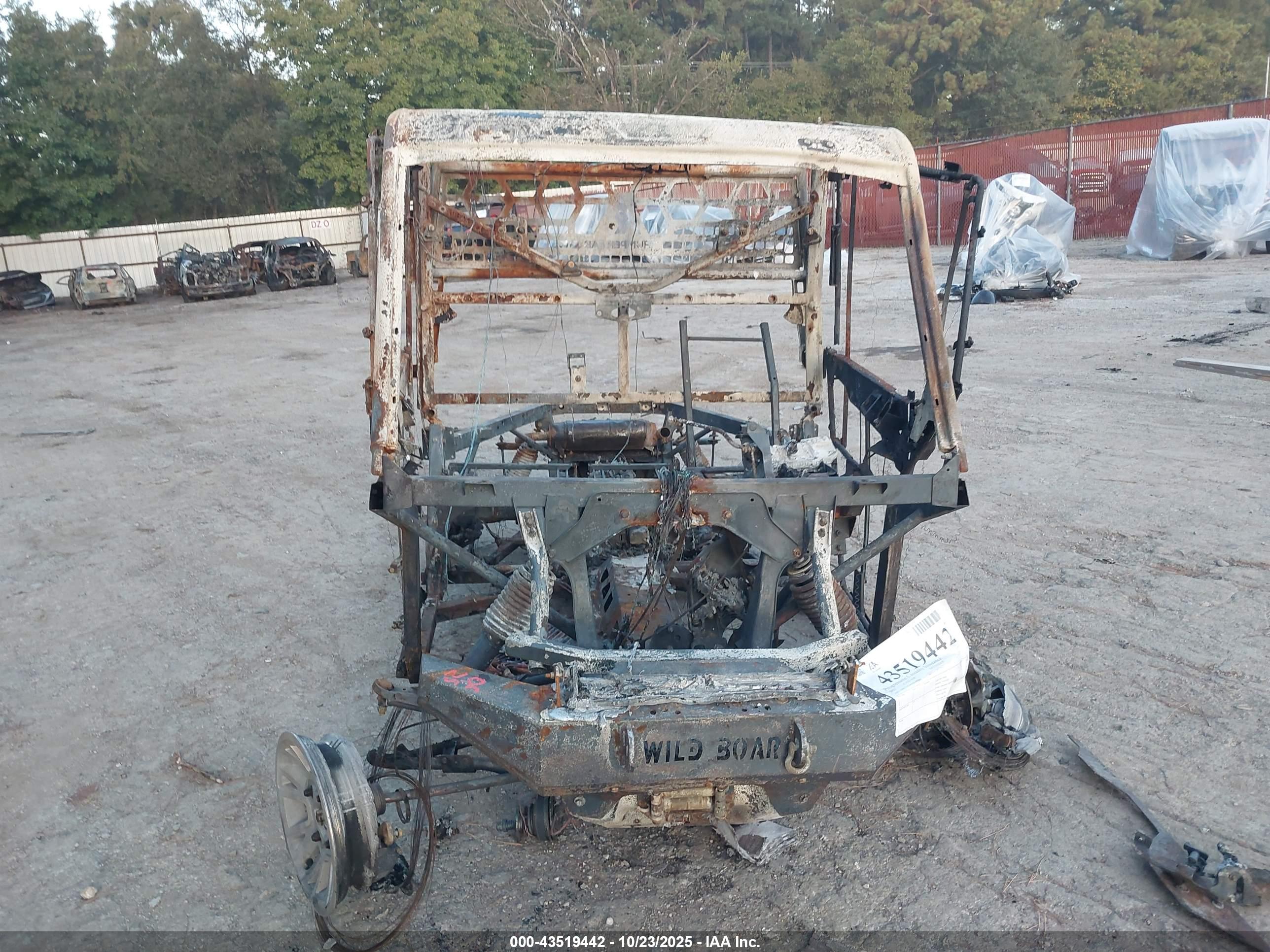 CAN-AM DEFENDER image 5