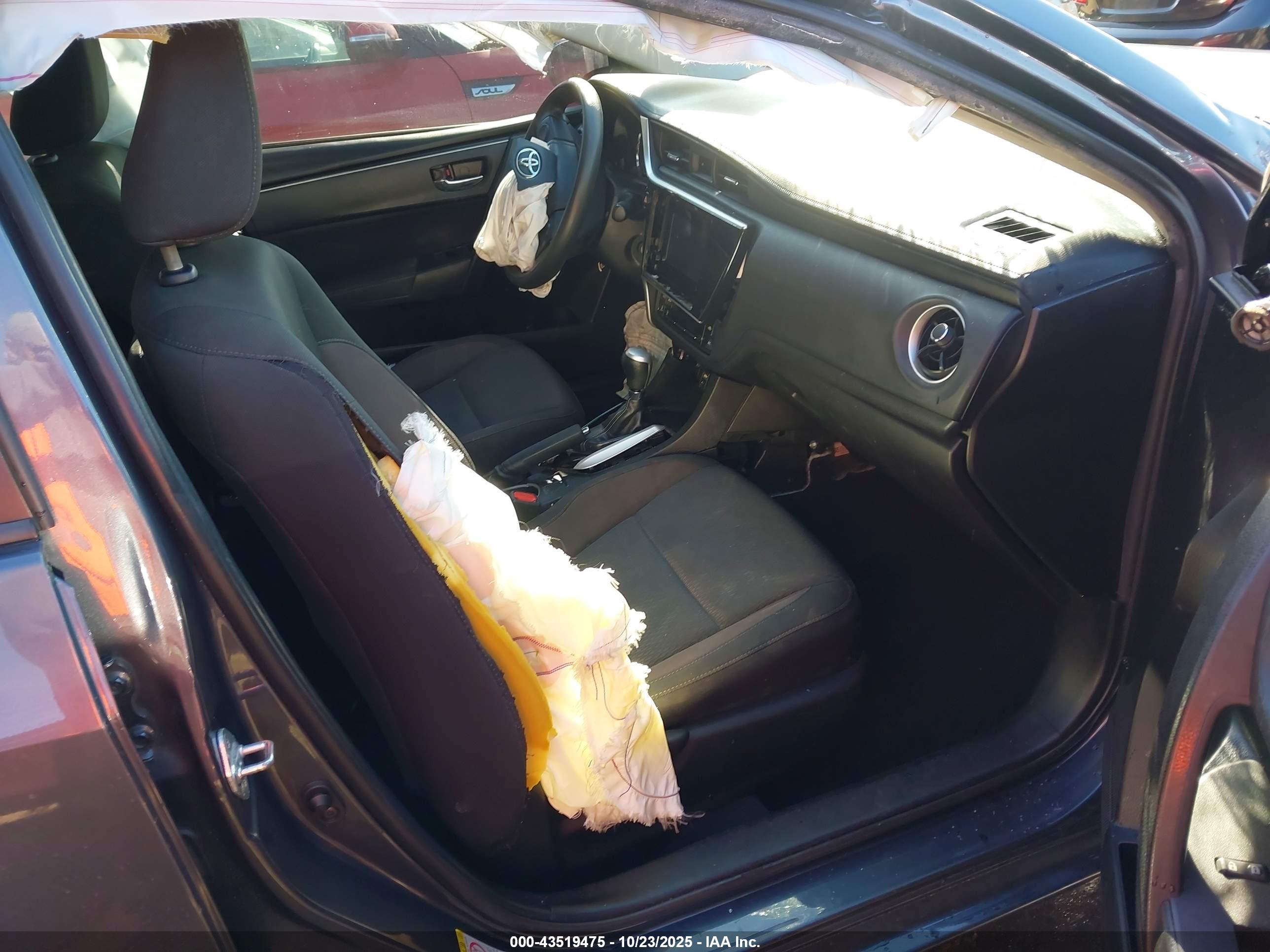 TOYOTA COROLLA image 5