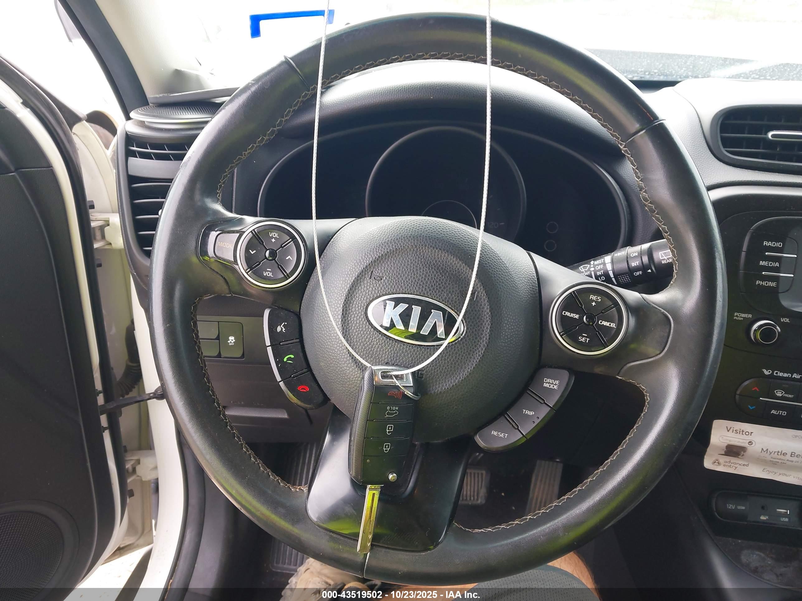 KIA SOUL image 11