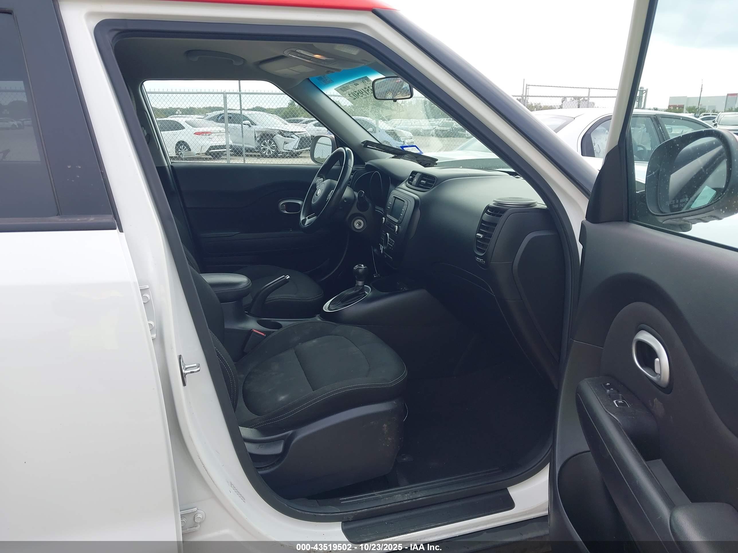 KIA SOUL image 5