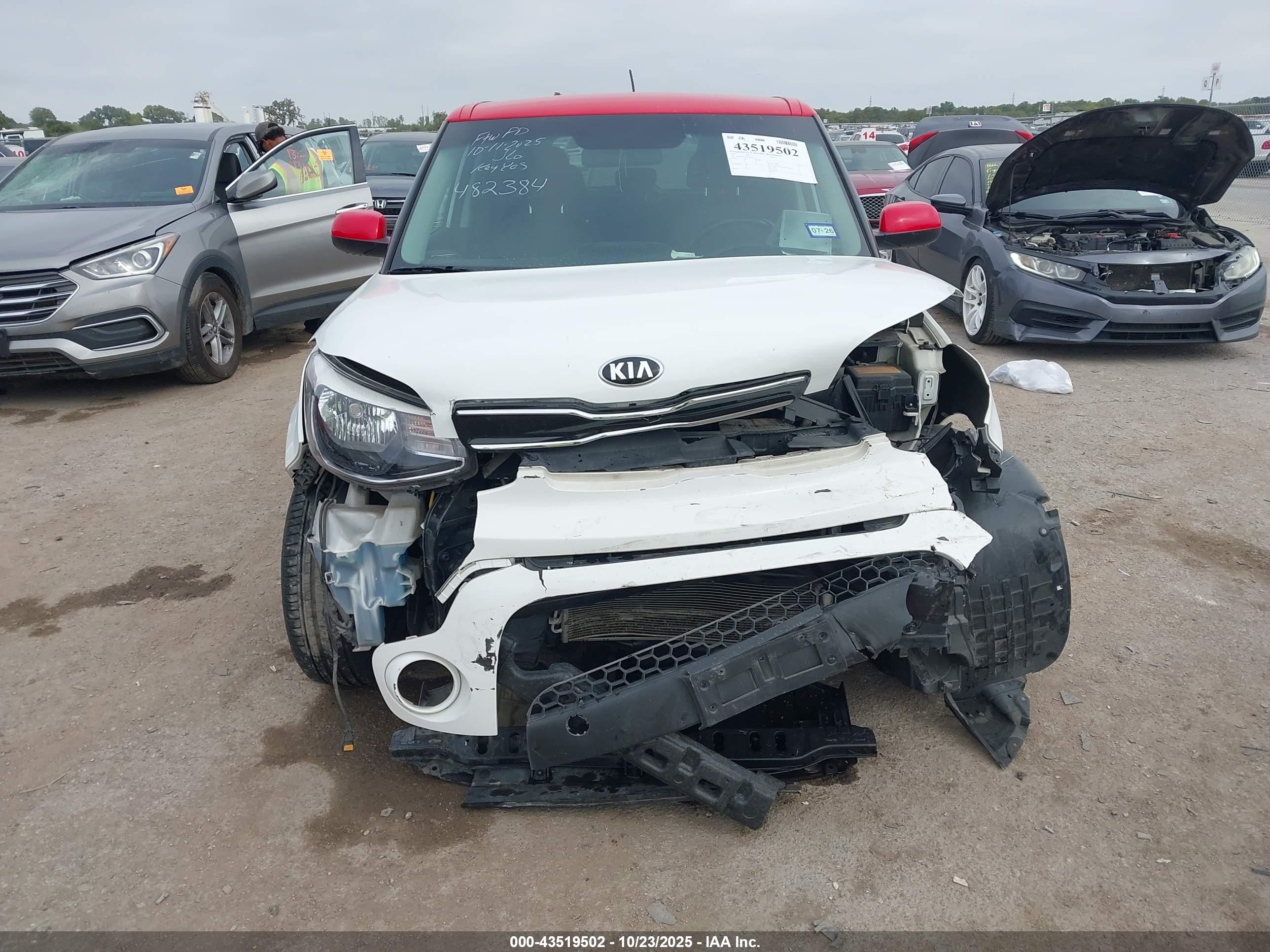 KIA SOUL image 6