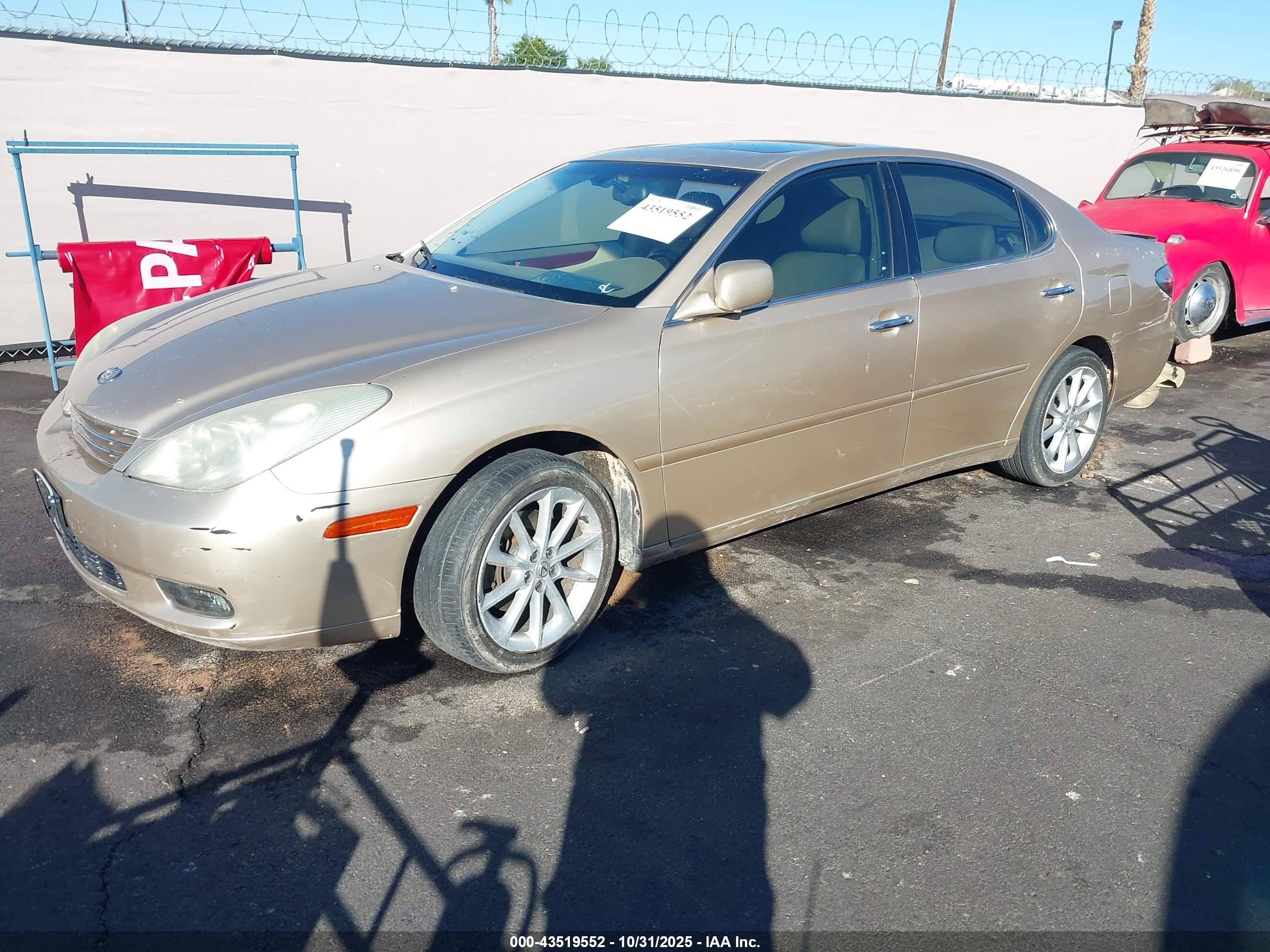 LEXUS ES image 2