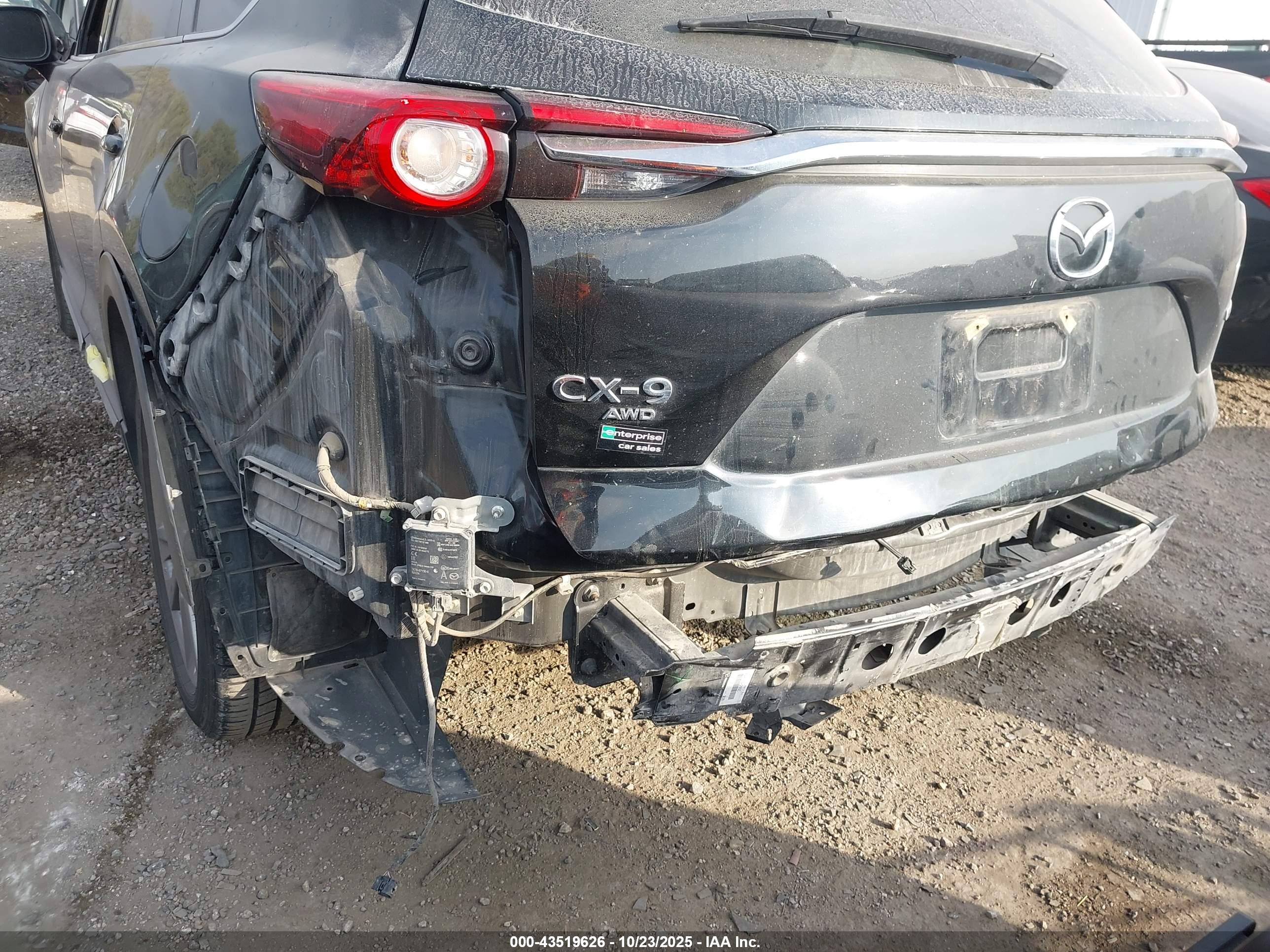 MAZDA CX-9 image 6