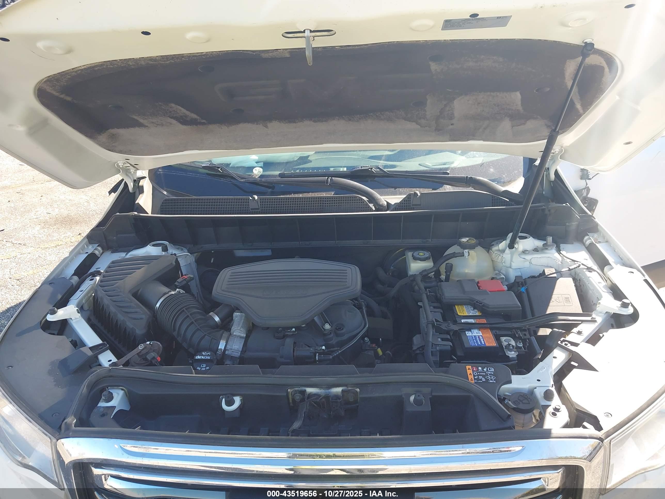 GMC ACADIA image 10