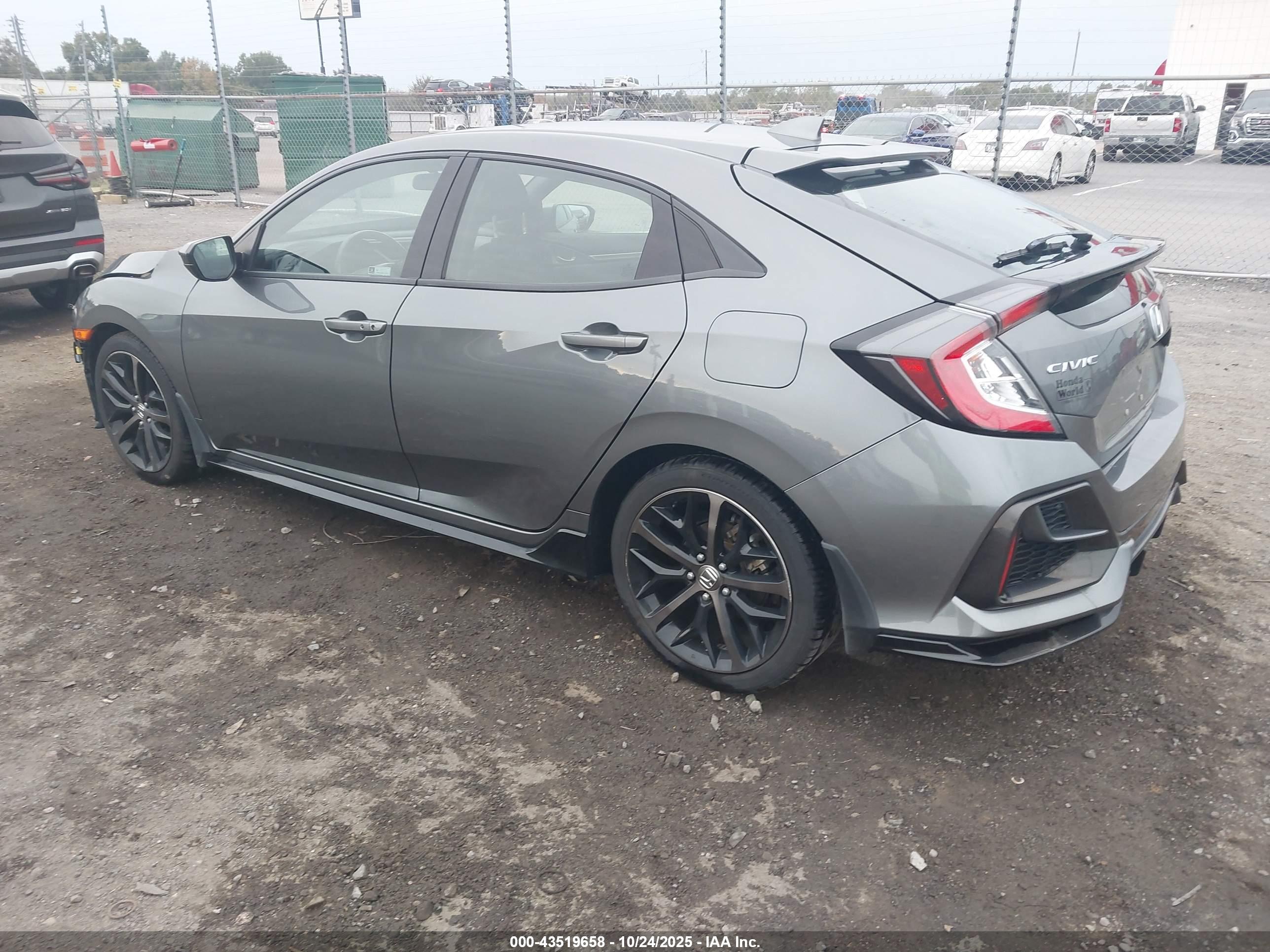 HONDA CIVIC image 3