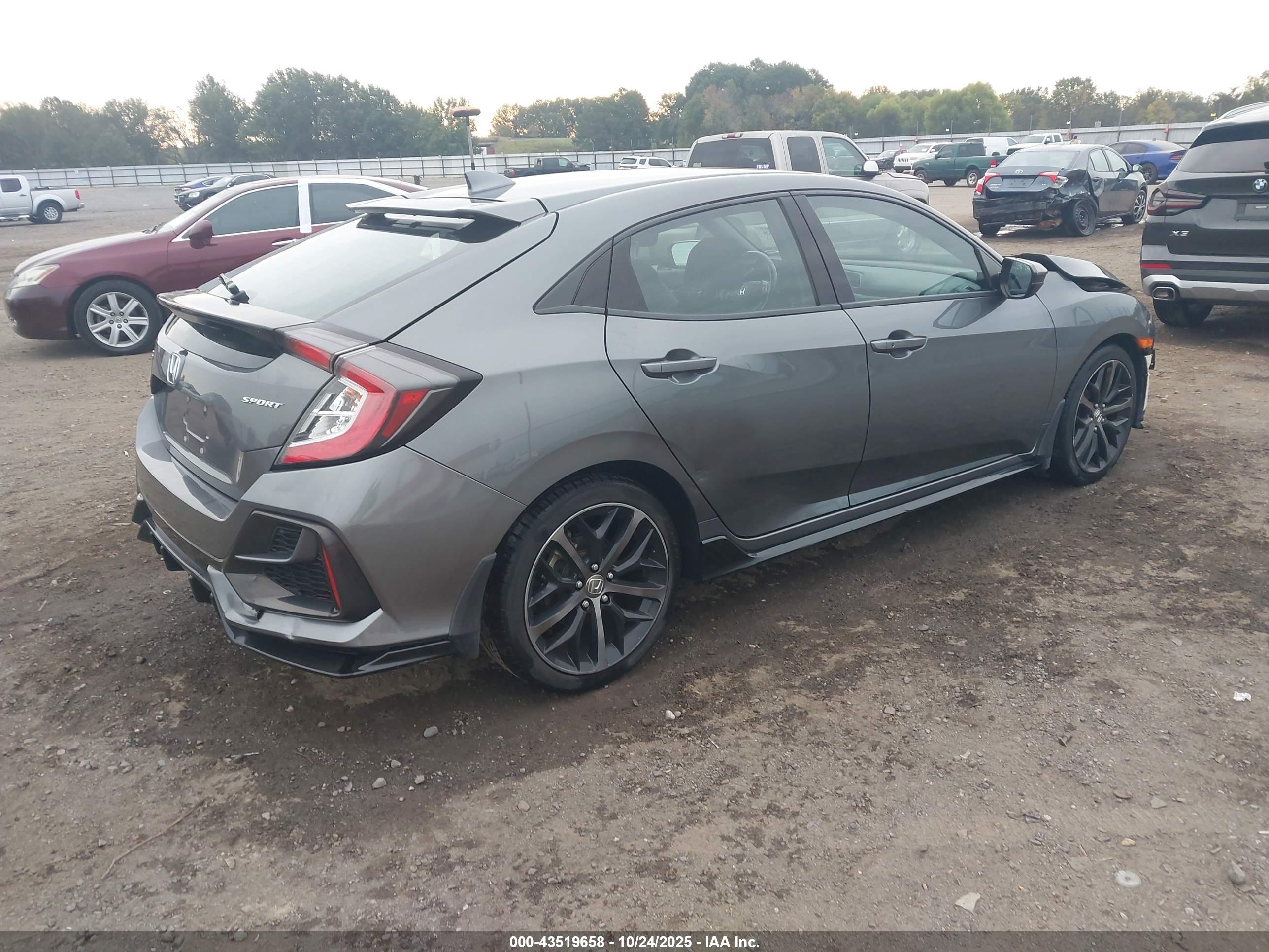 HONDA CIVIC image 4