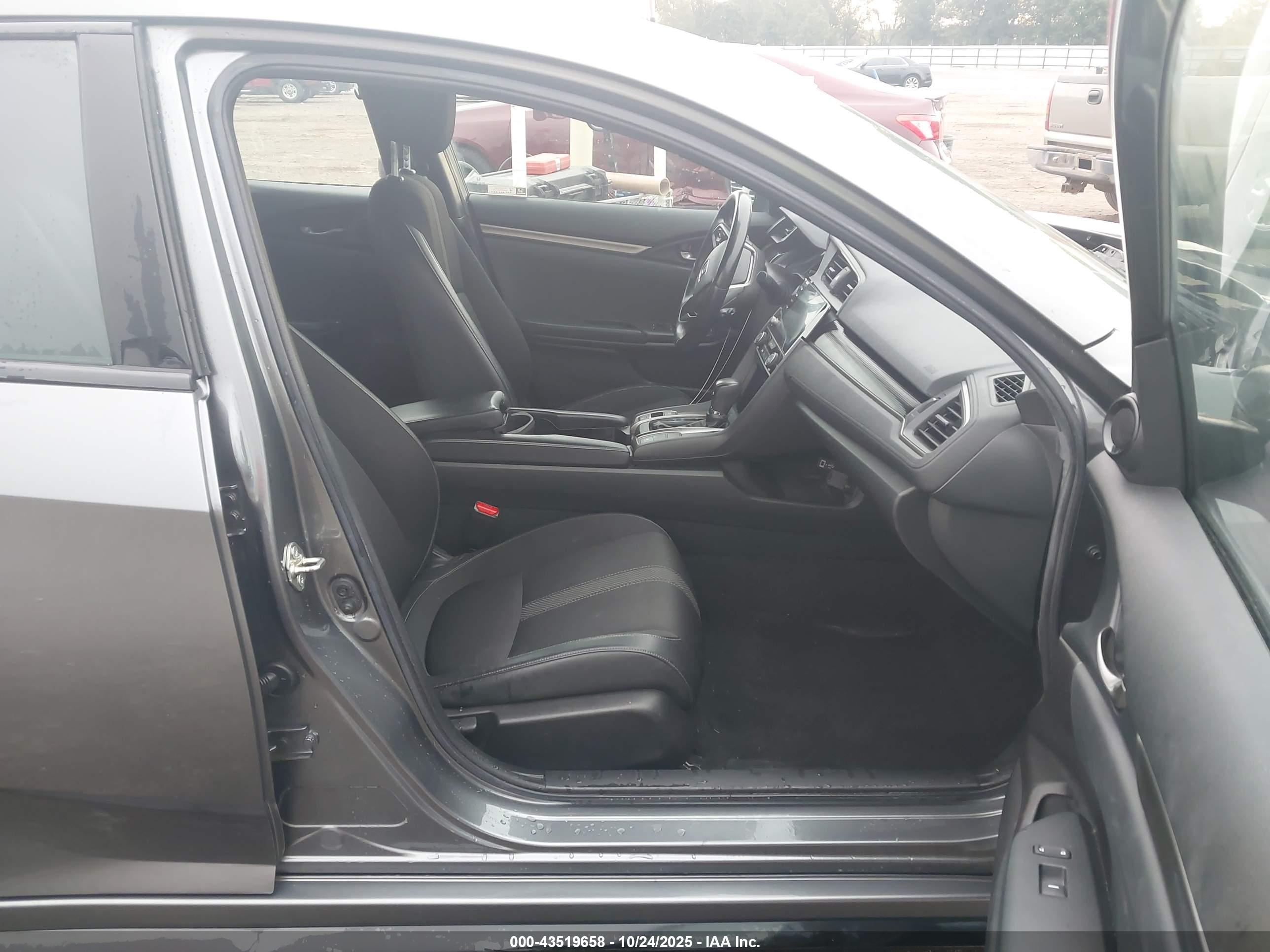 HONDA CIVIC image 5