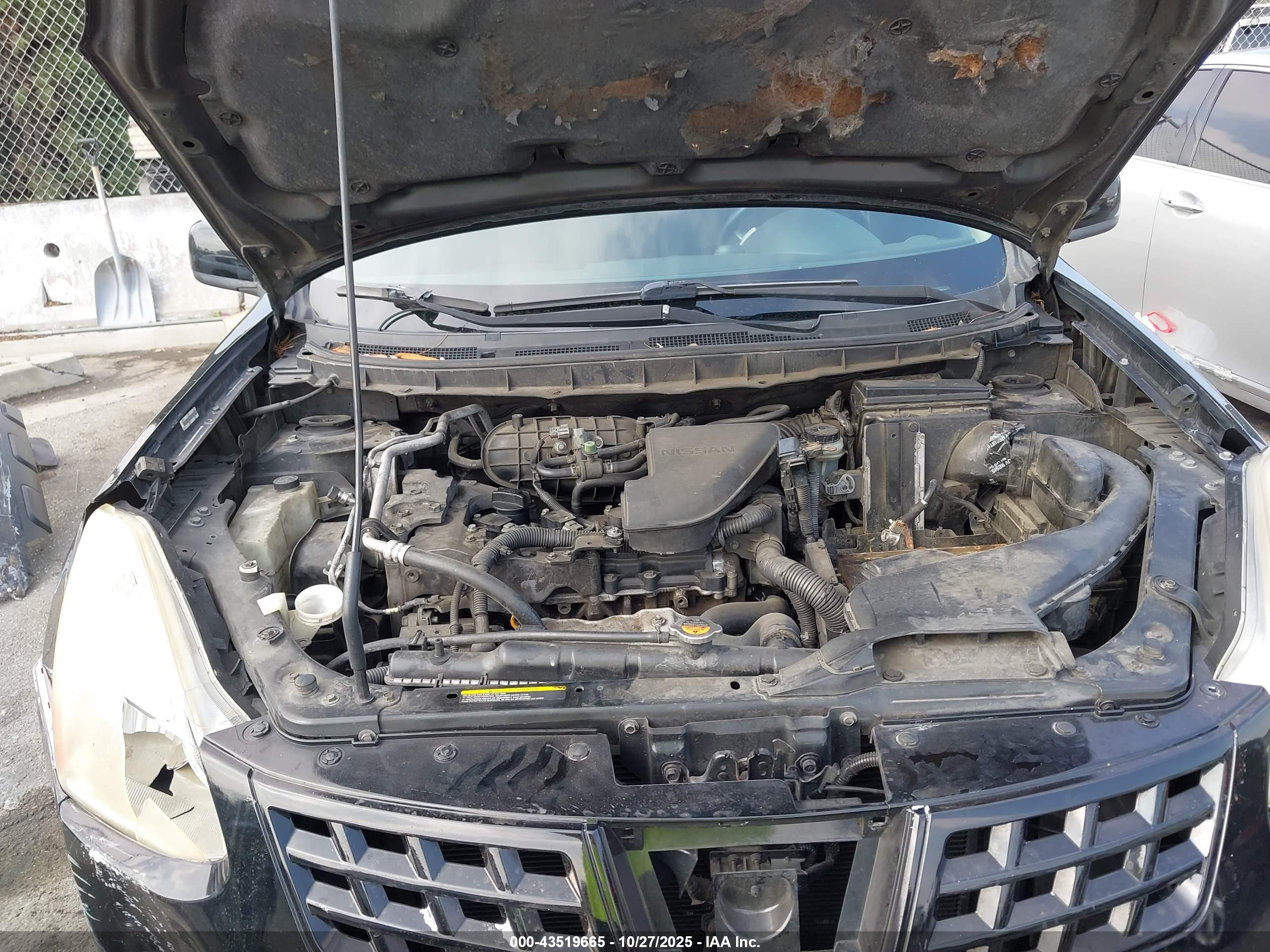 NISSAN ROGUE image 10