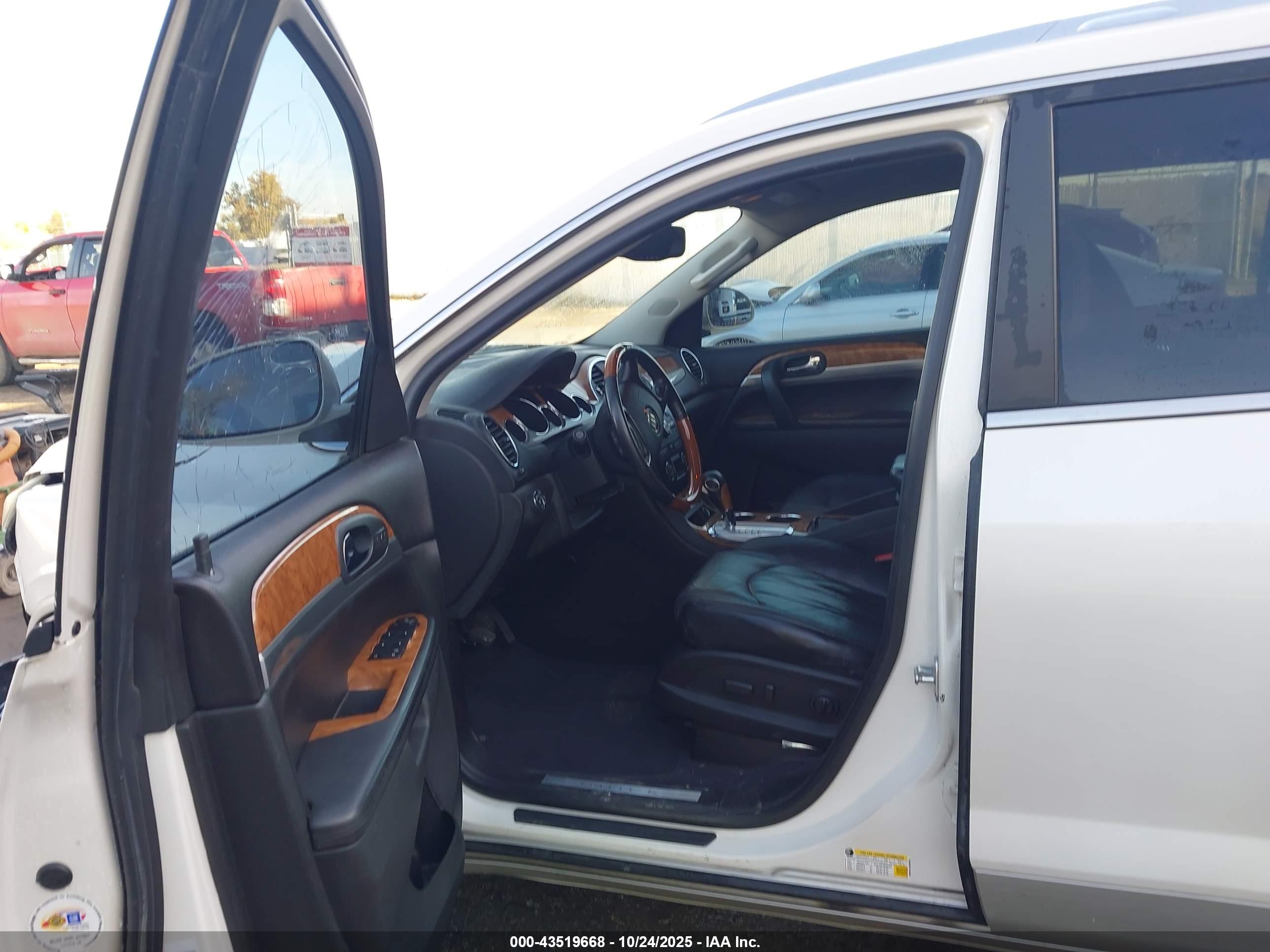 BUICK ENCLAVE image 5