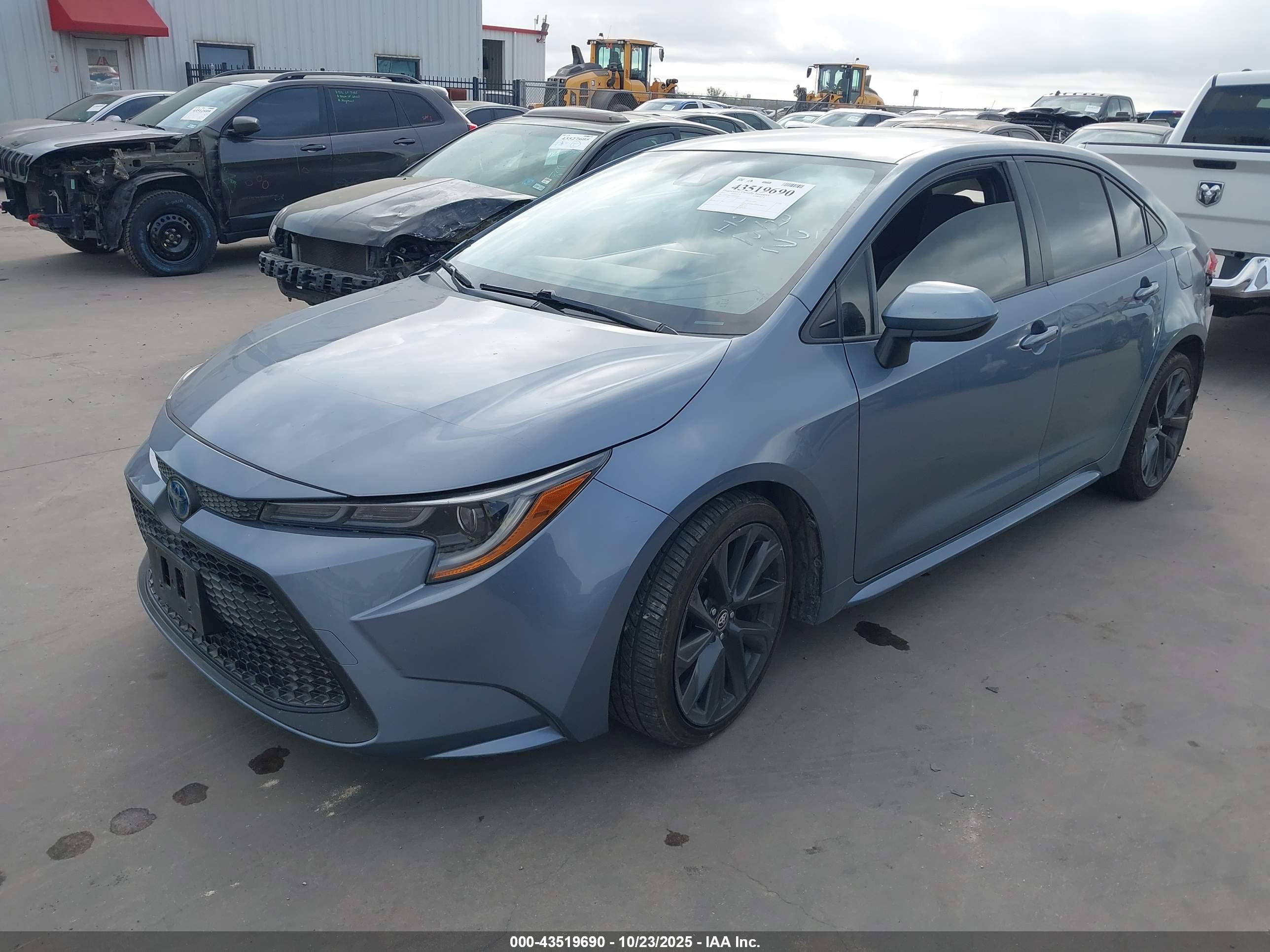 TOYOTA COROLLA image 2