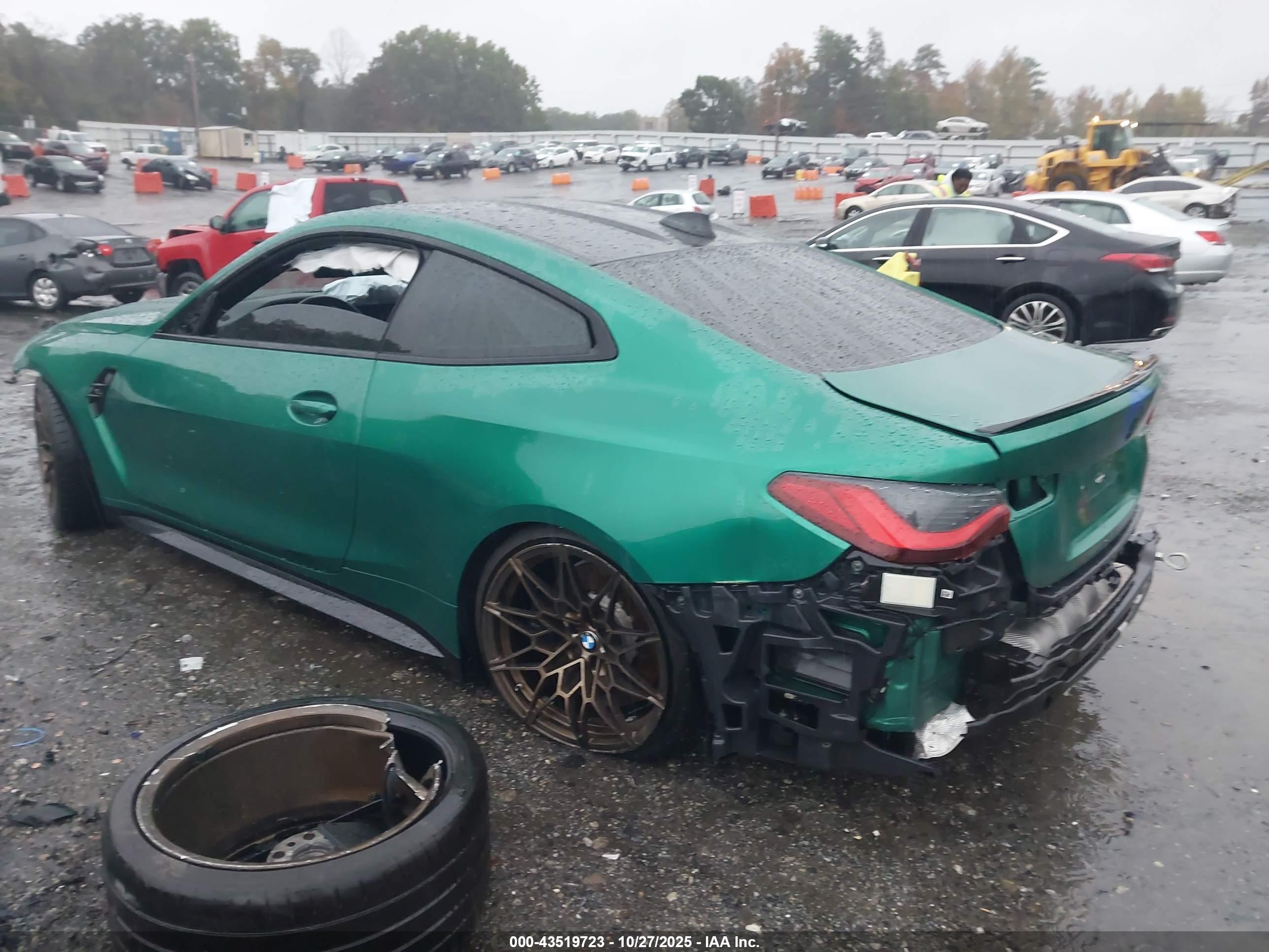 BMW M4 image 3