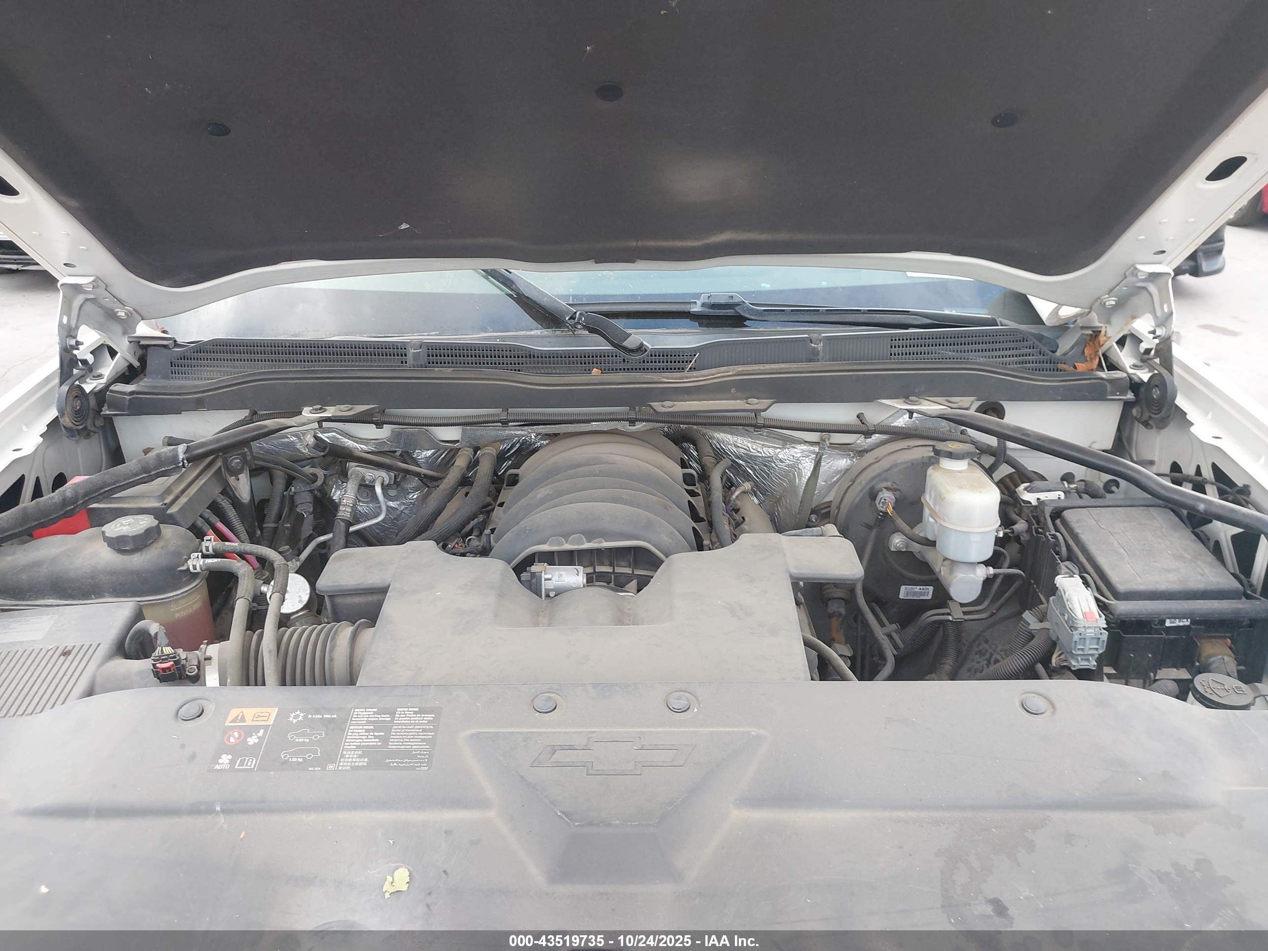 CHEVROLET SILVERADO image 10