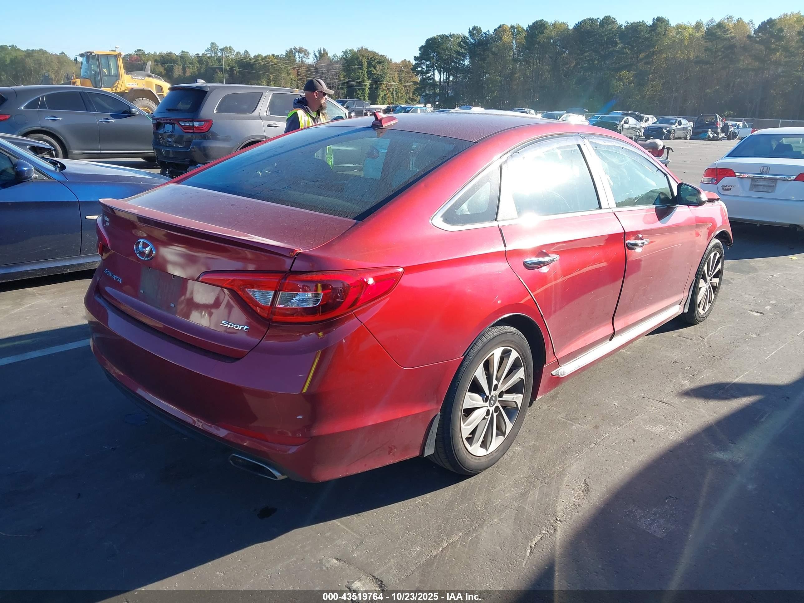 HYUNDAI SONATA image 4