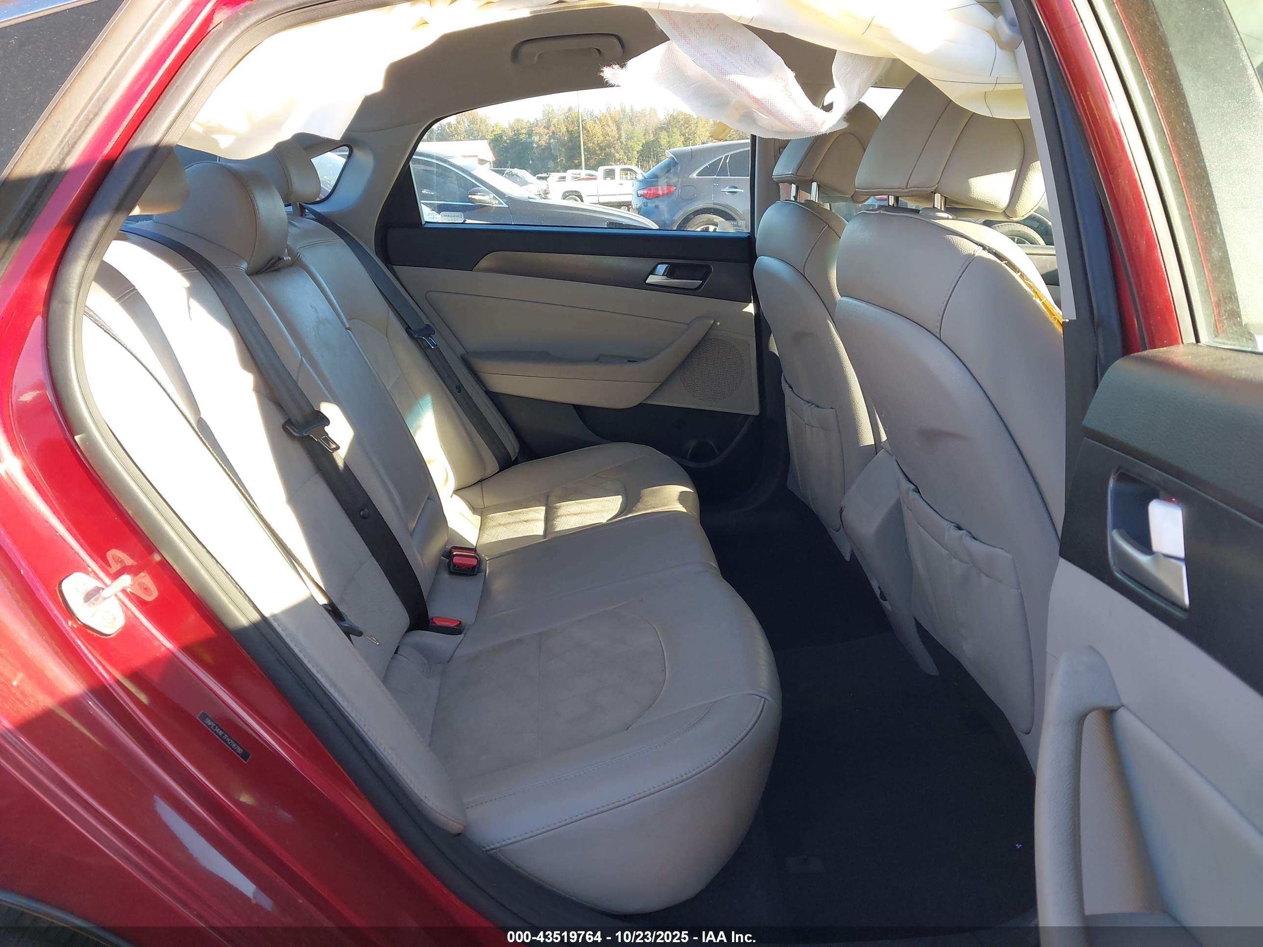 HYUNDAI SONATA image 8