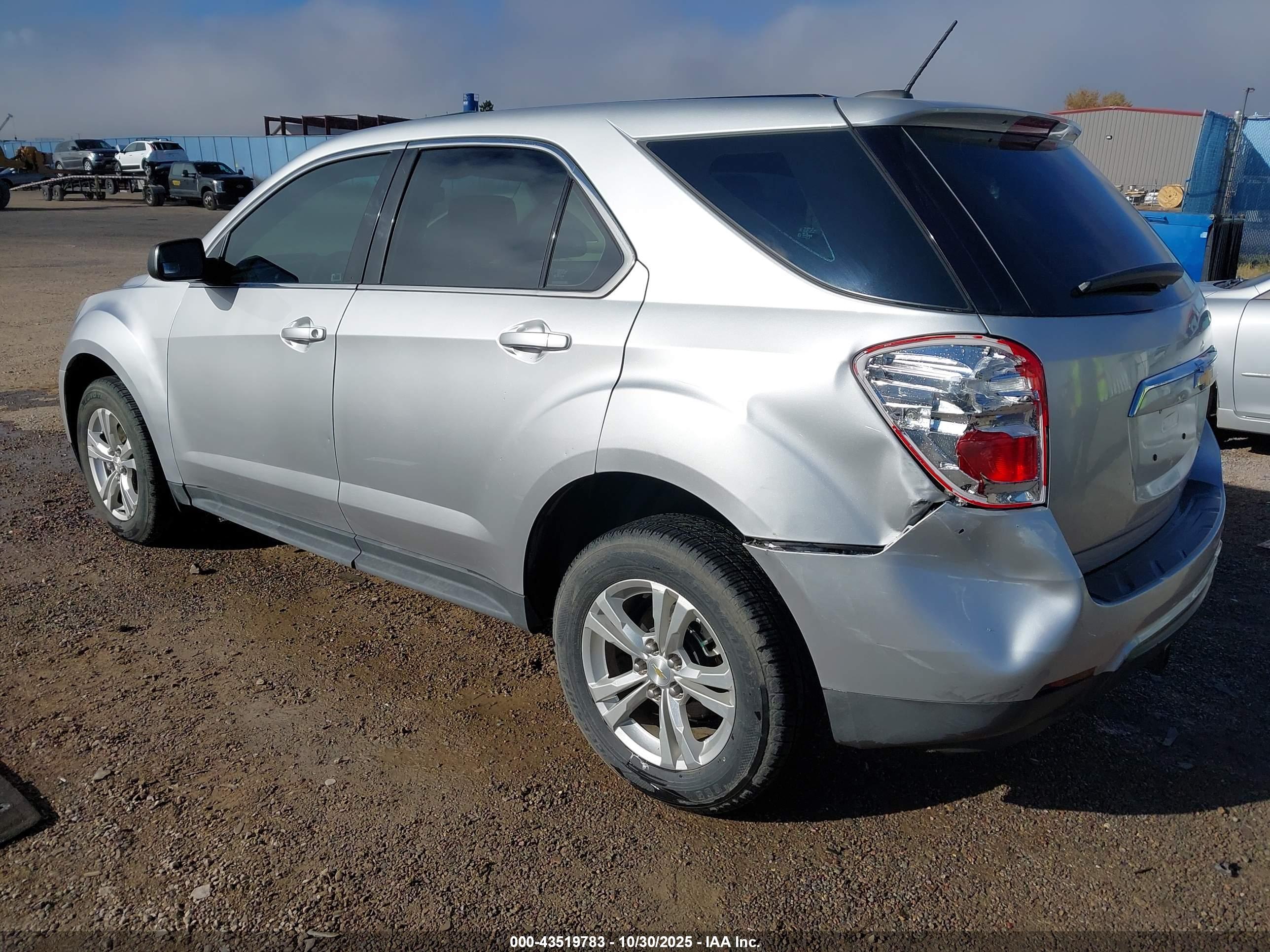 CHEVROLET EQUINOX image 3