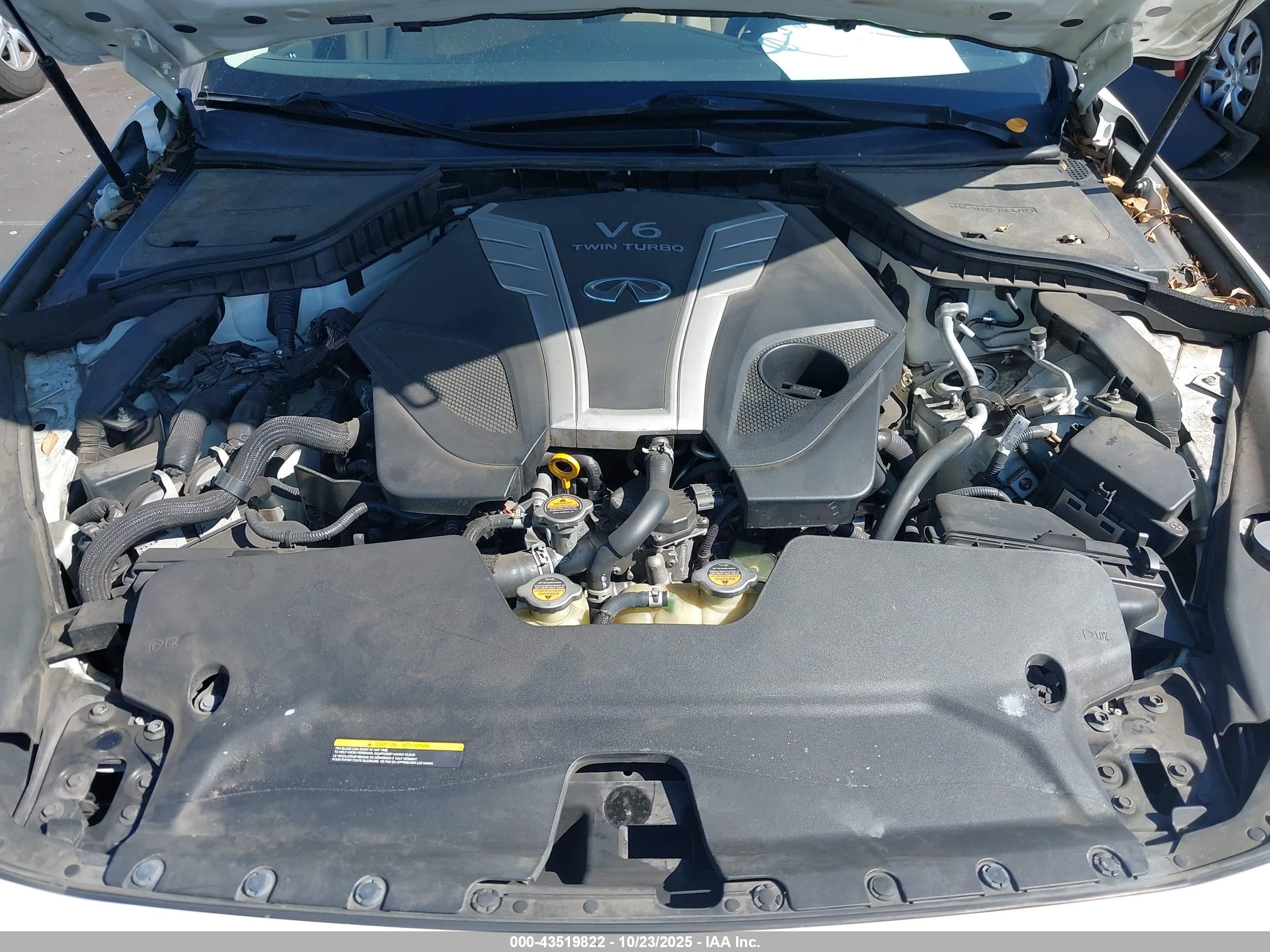 INFINITI Q50 image 10