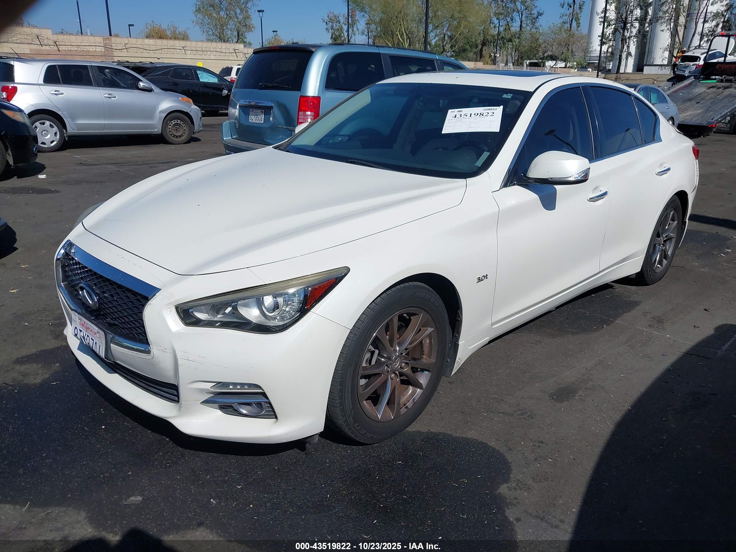 INFINITI Q50 image 2
