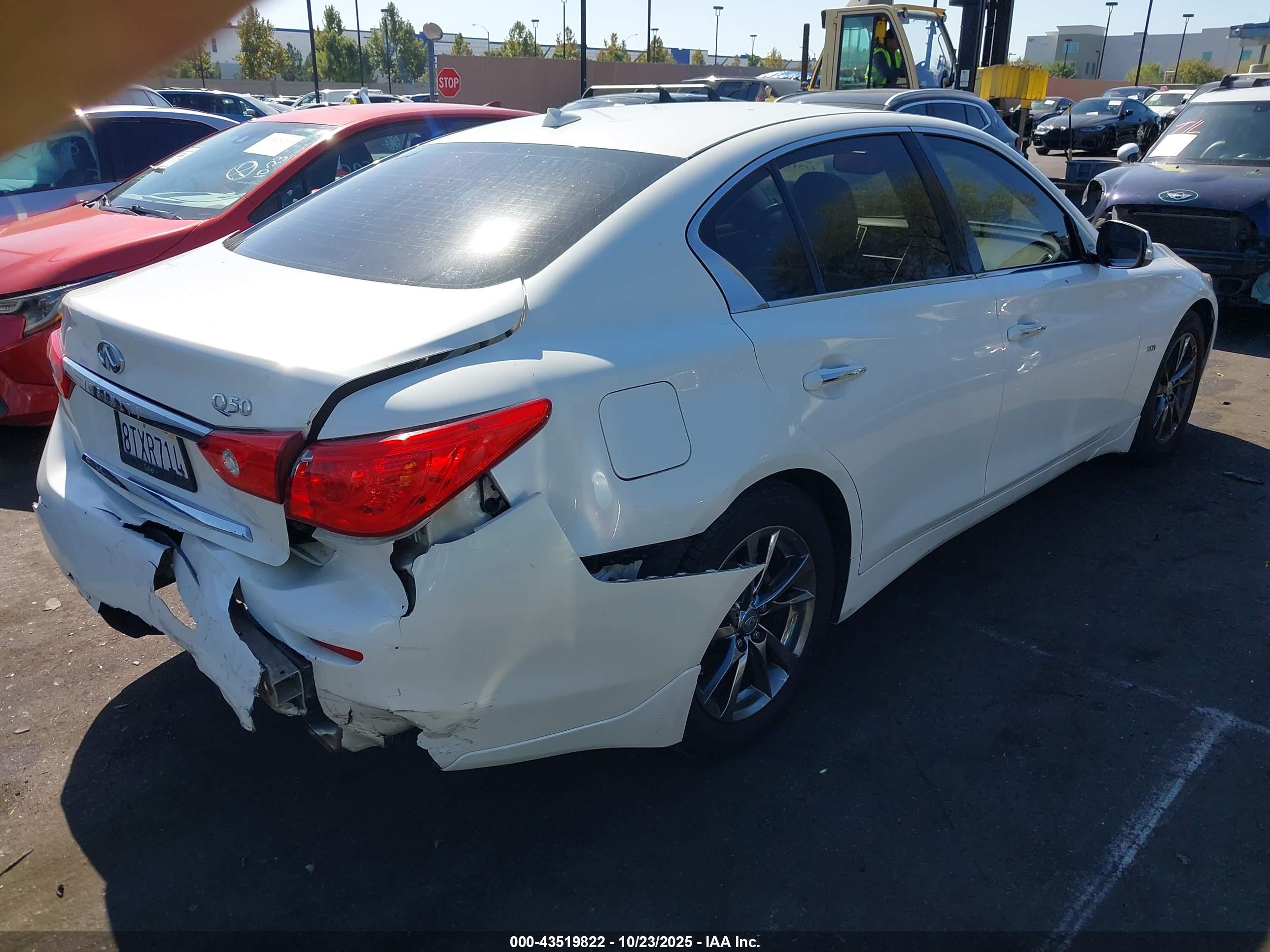 INFINITI Q50 image 4
