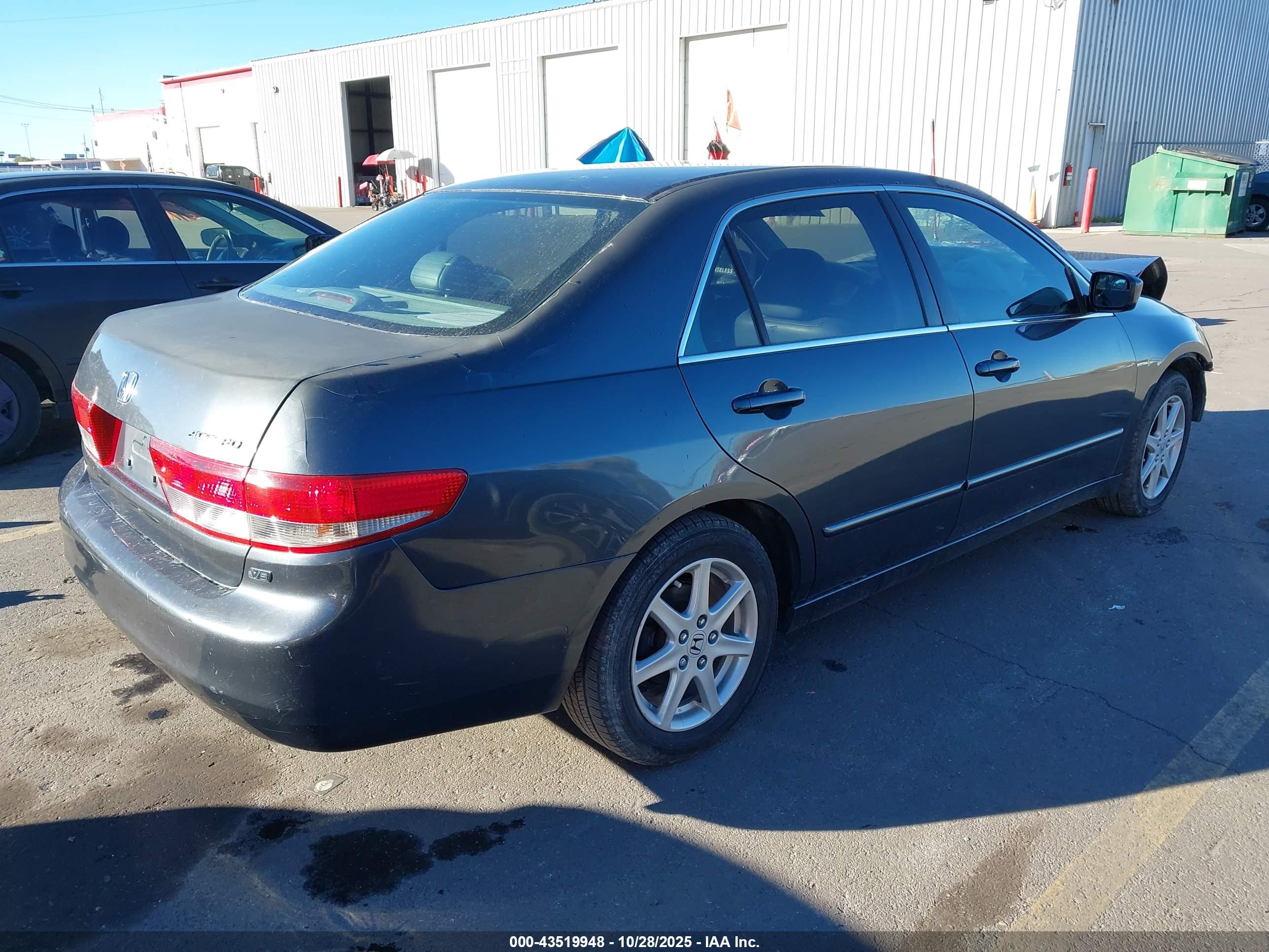 HONDA ACCORD image 4