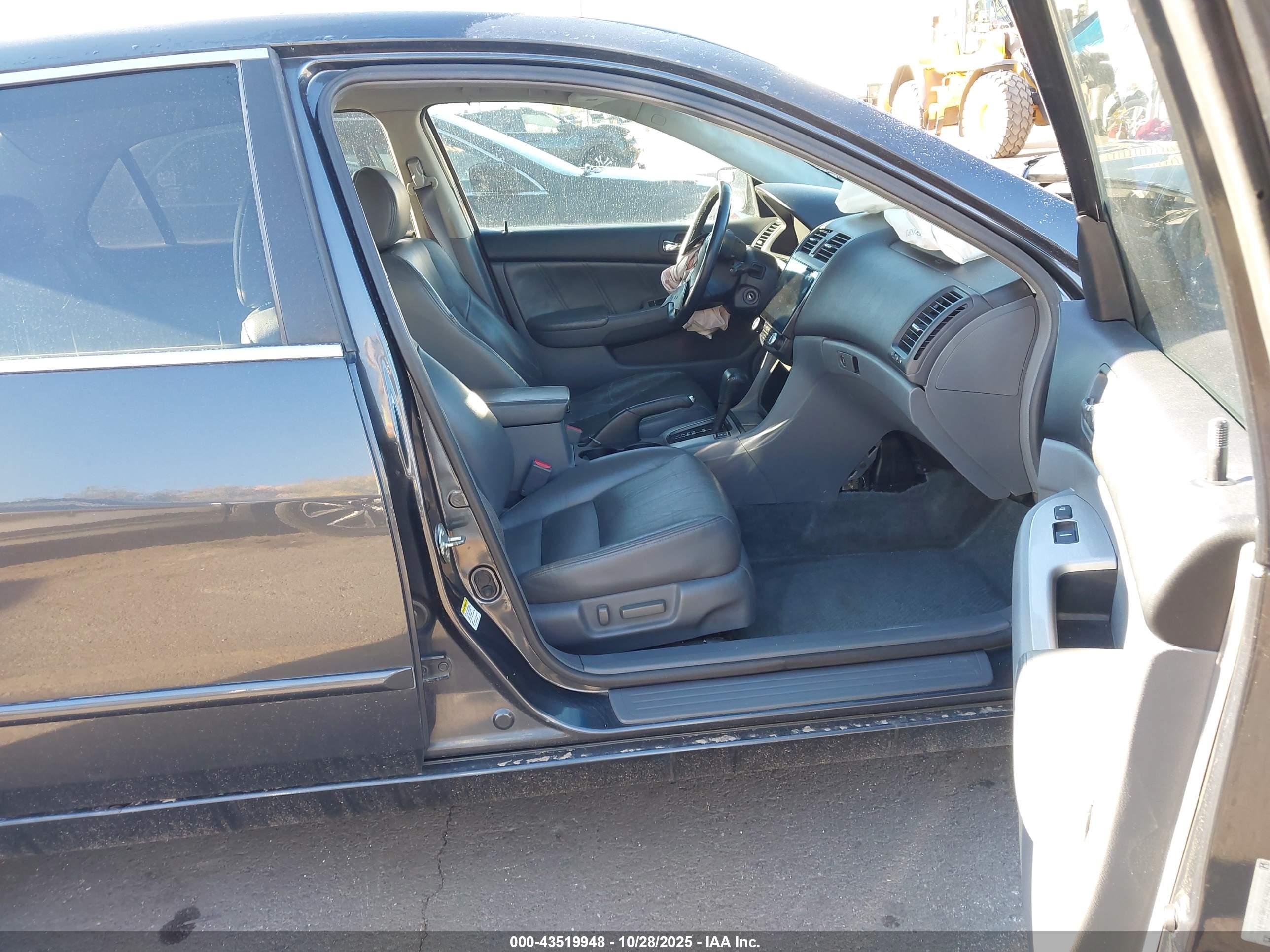 HONDA ACCORD image 5