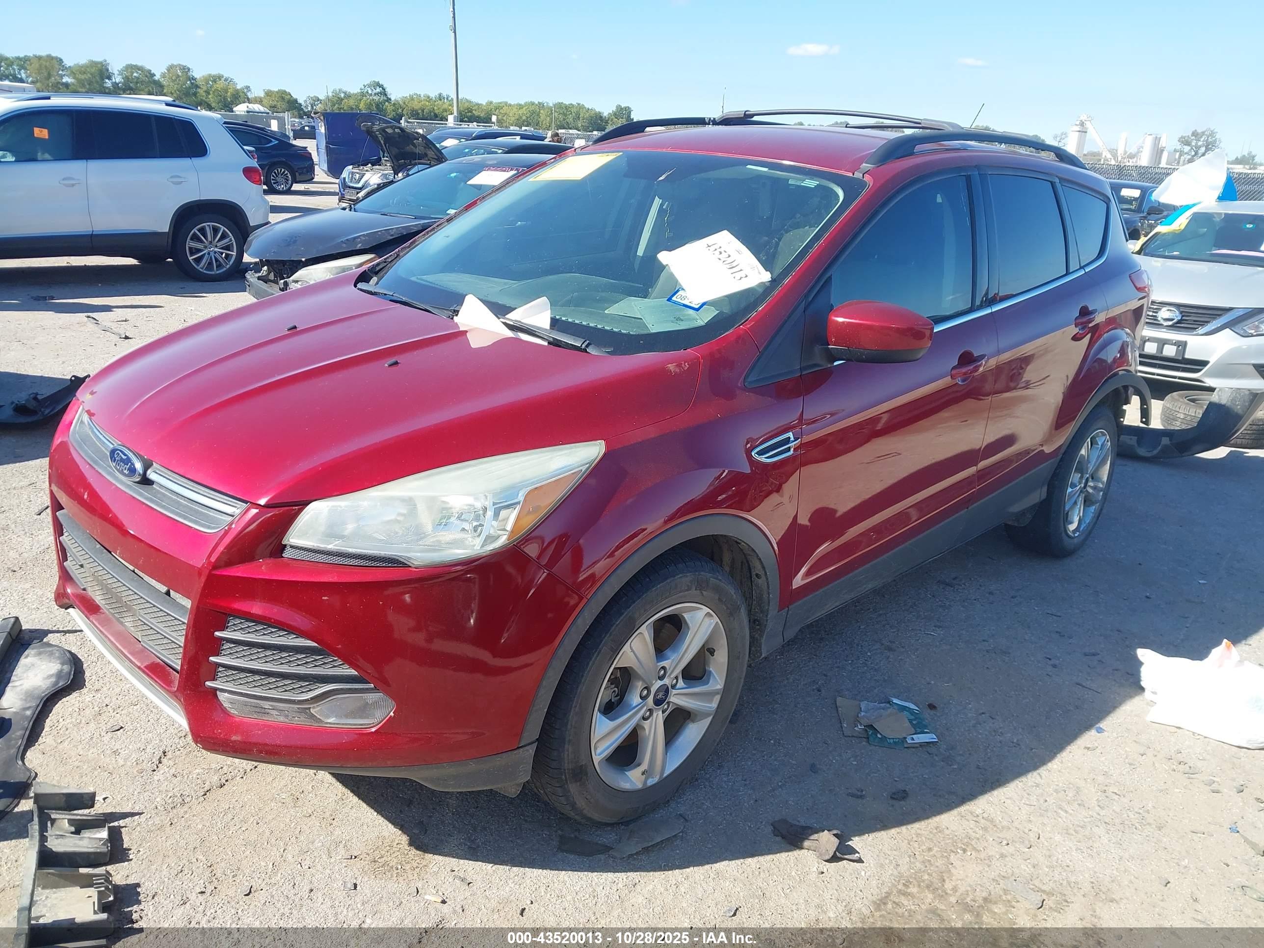 FORD ESCAPE image 2
