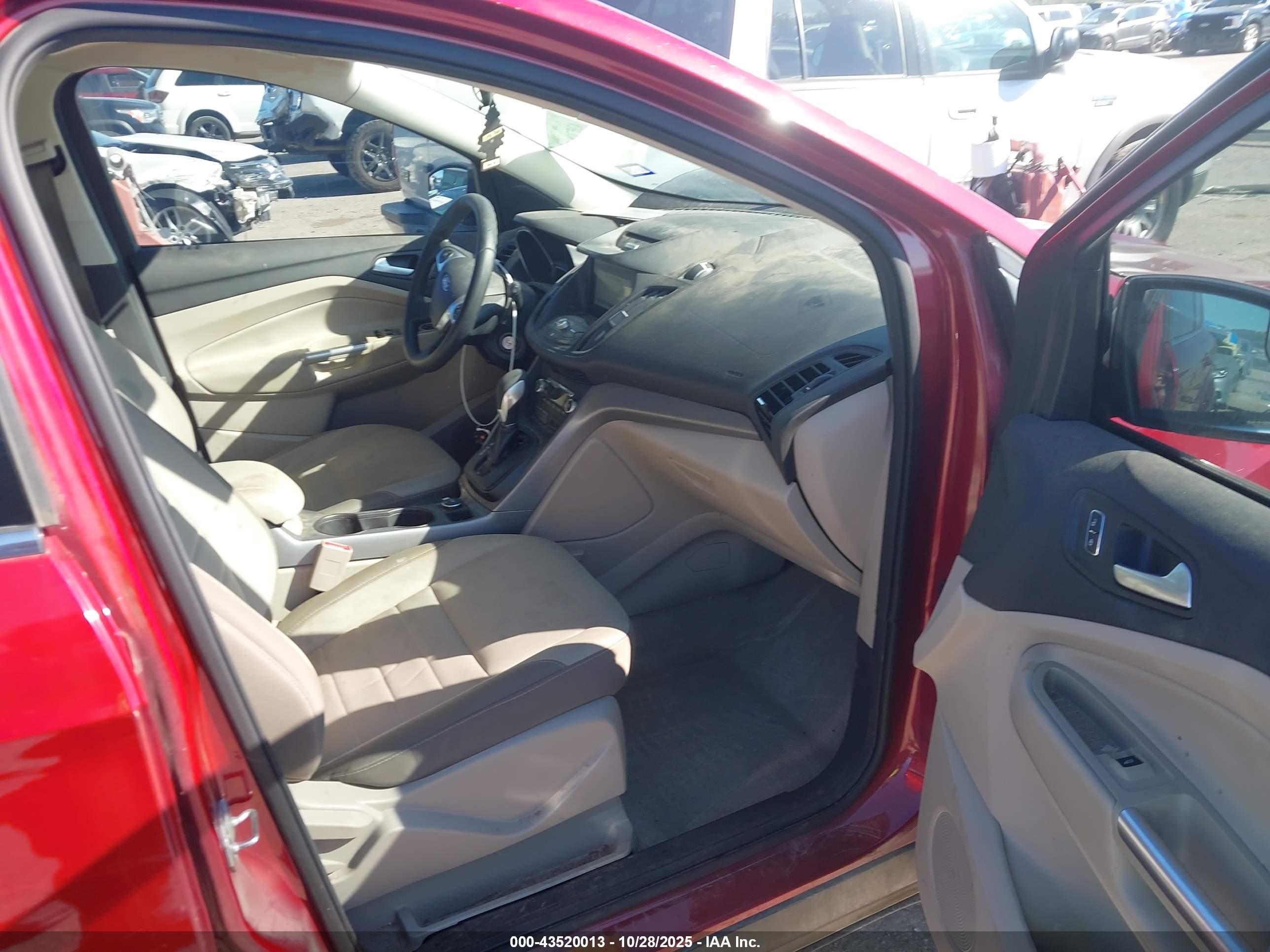 FORD ESCAPE image 5