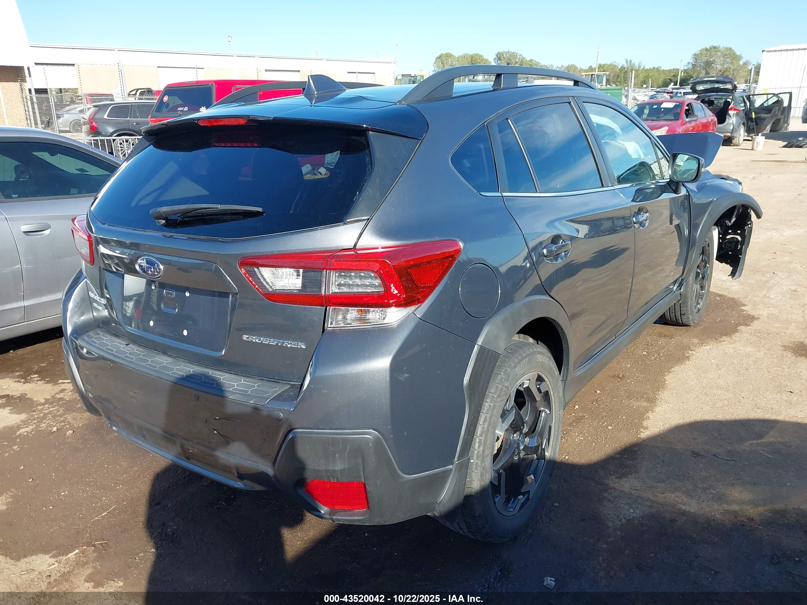 SUBARU CROSSTREK image 4