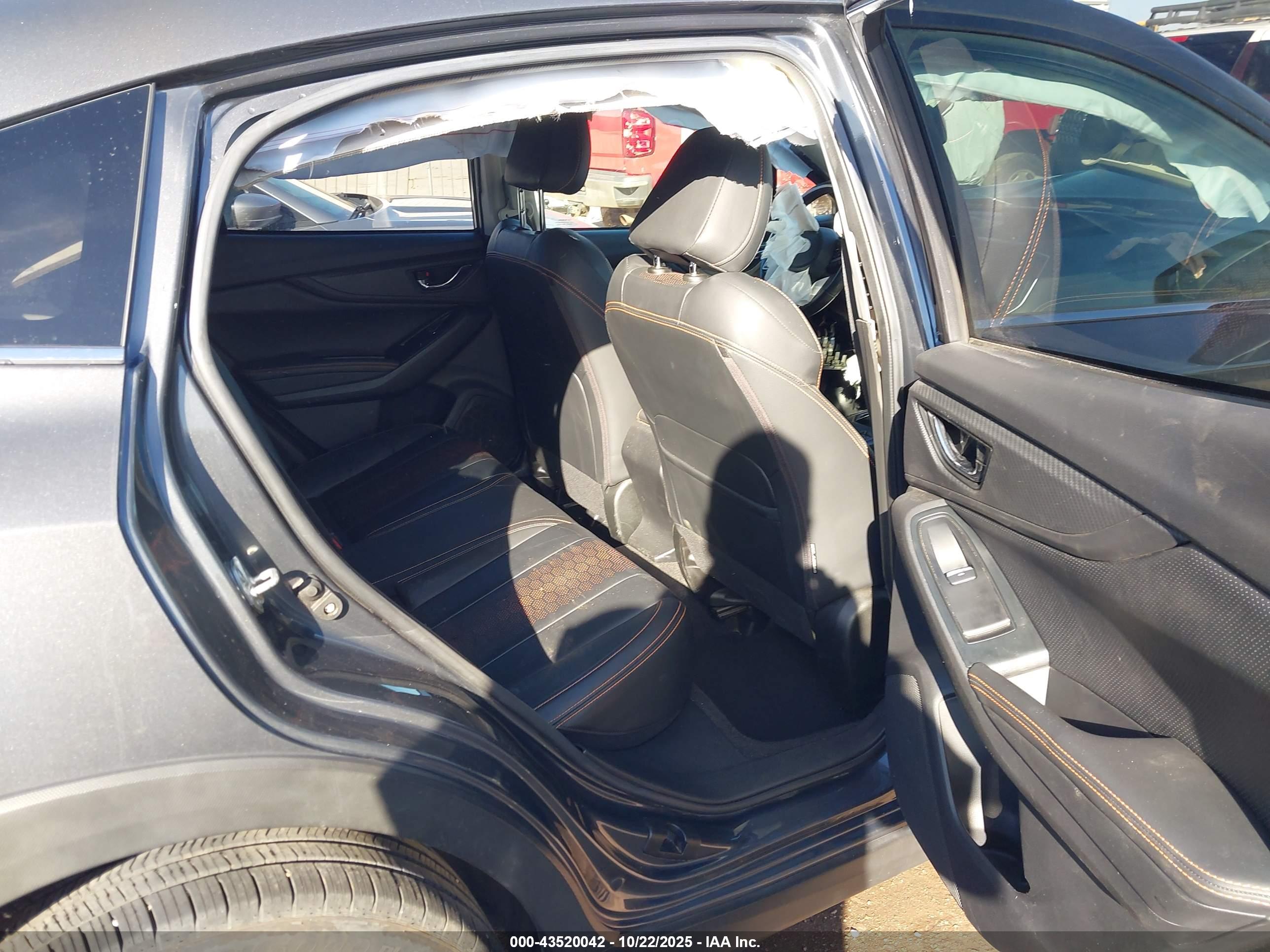SUBARU CROSSTREK image 8