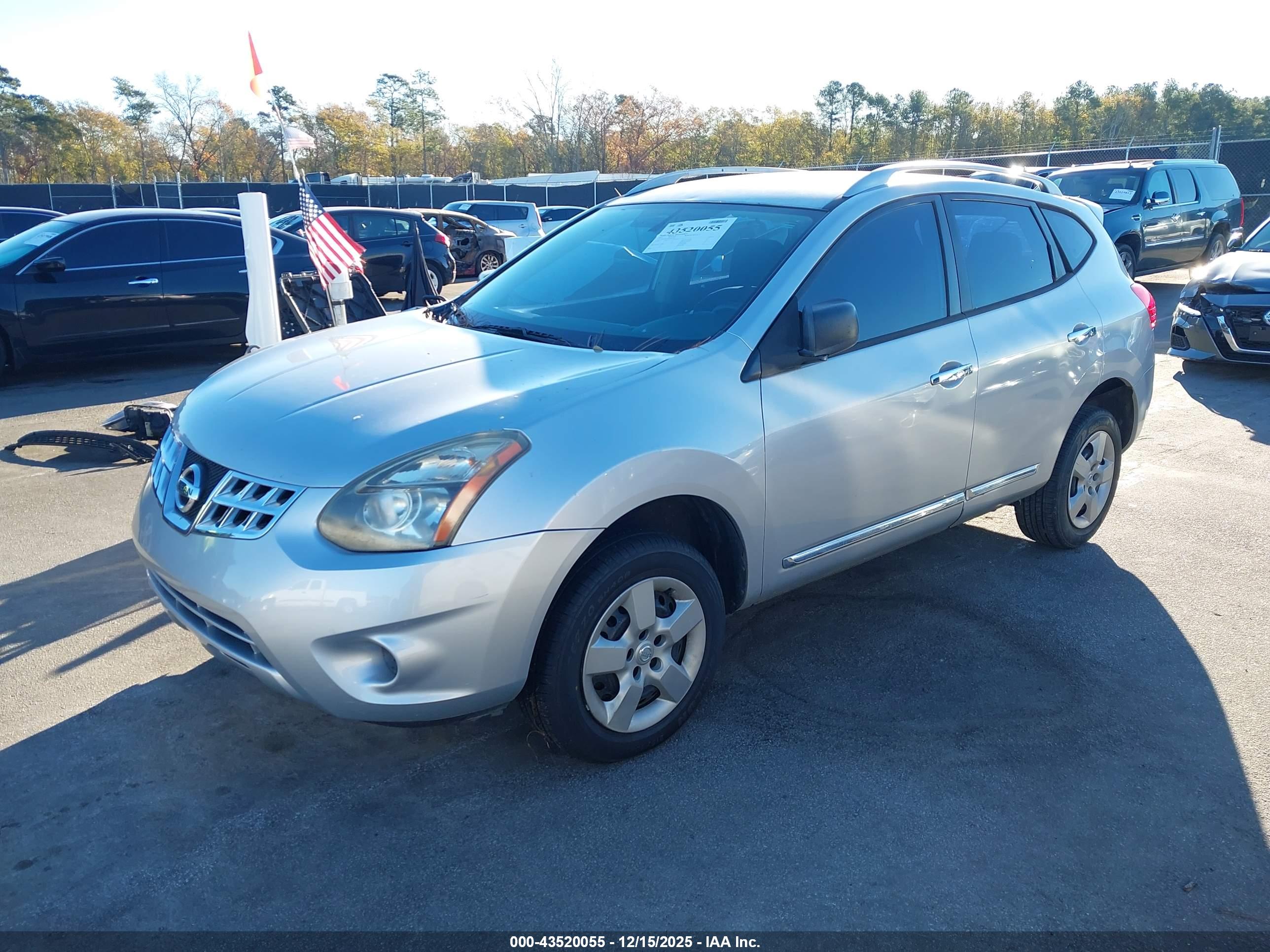 NISSAN ROGUE image 2
