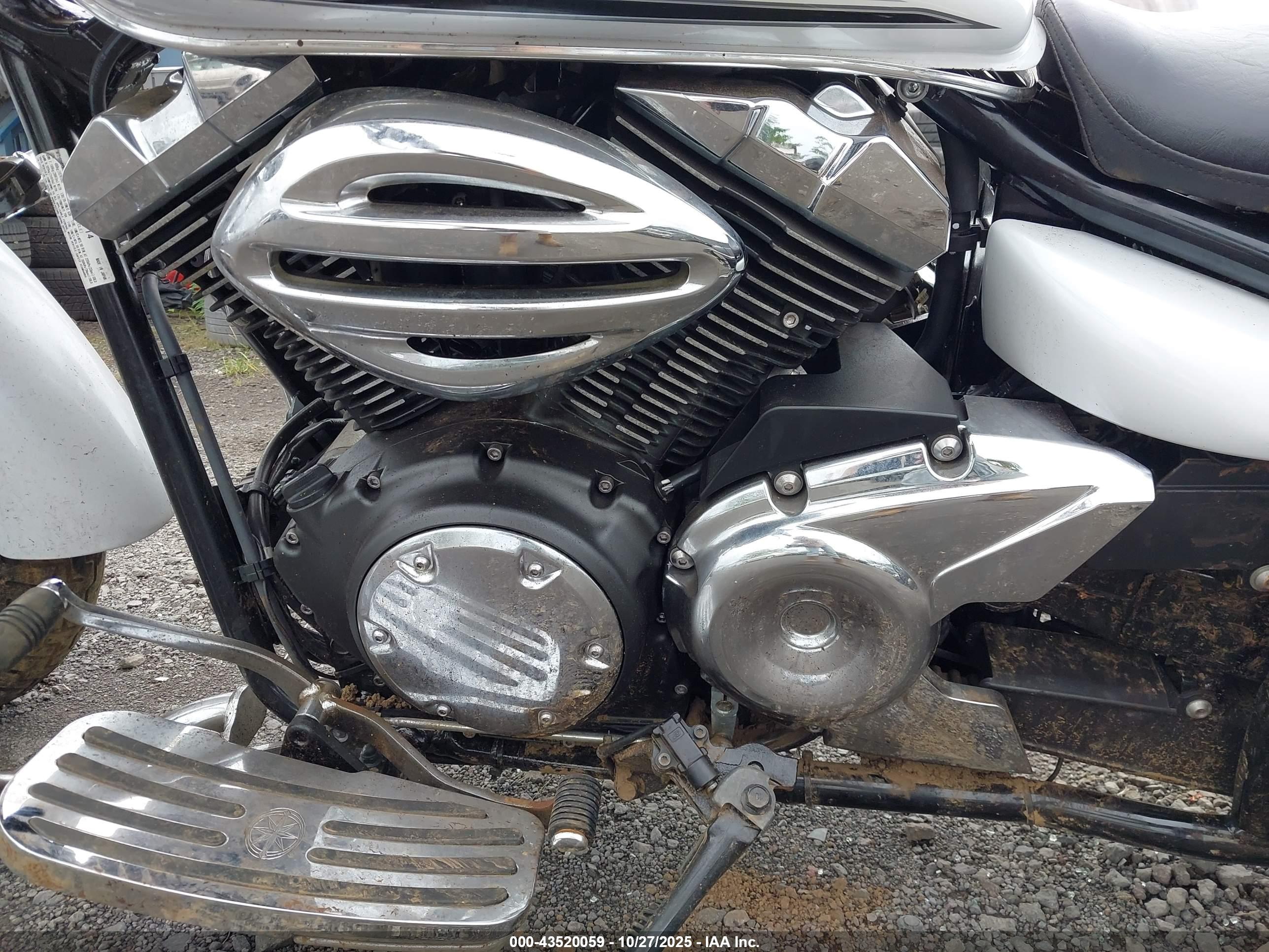 YAMAHA XVS950 image 9