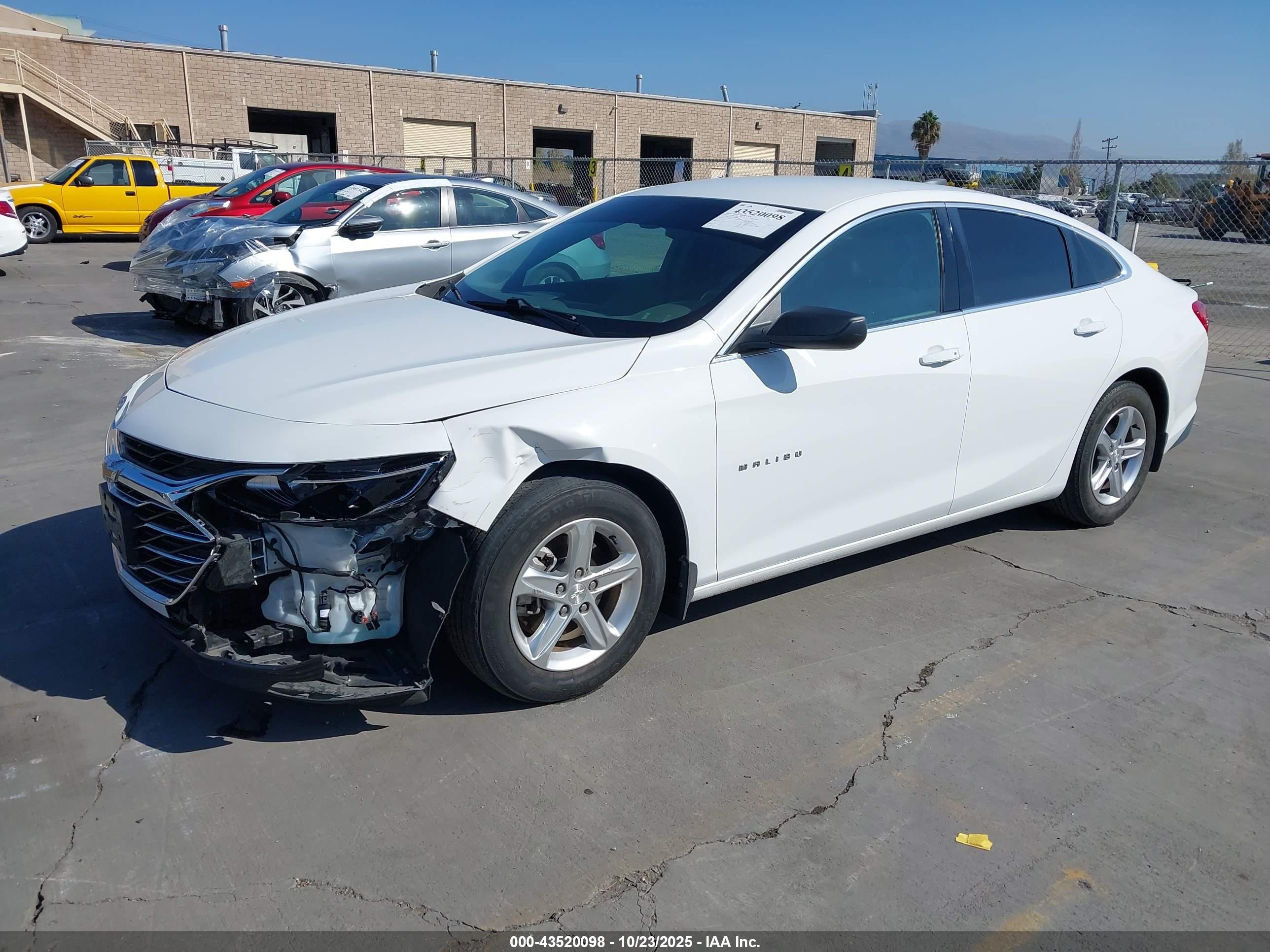 CHEVROLET MALIBU image 2