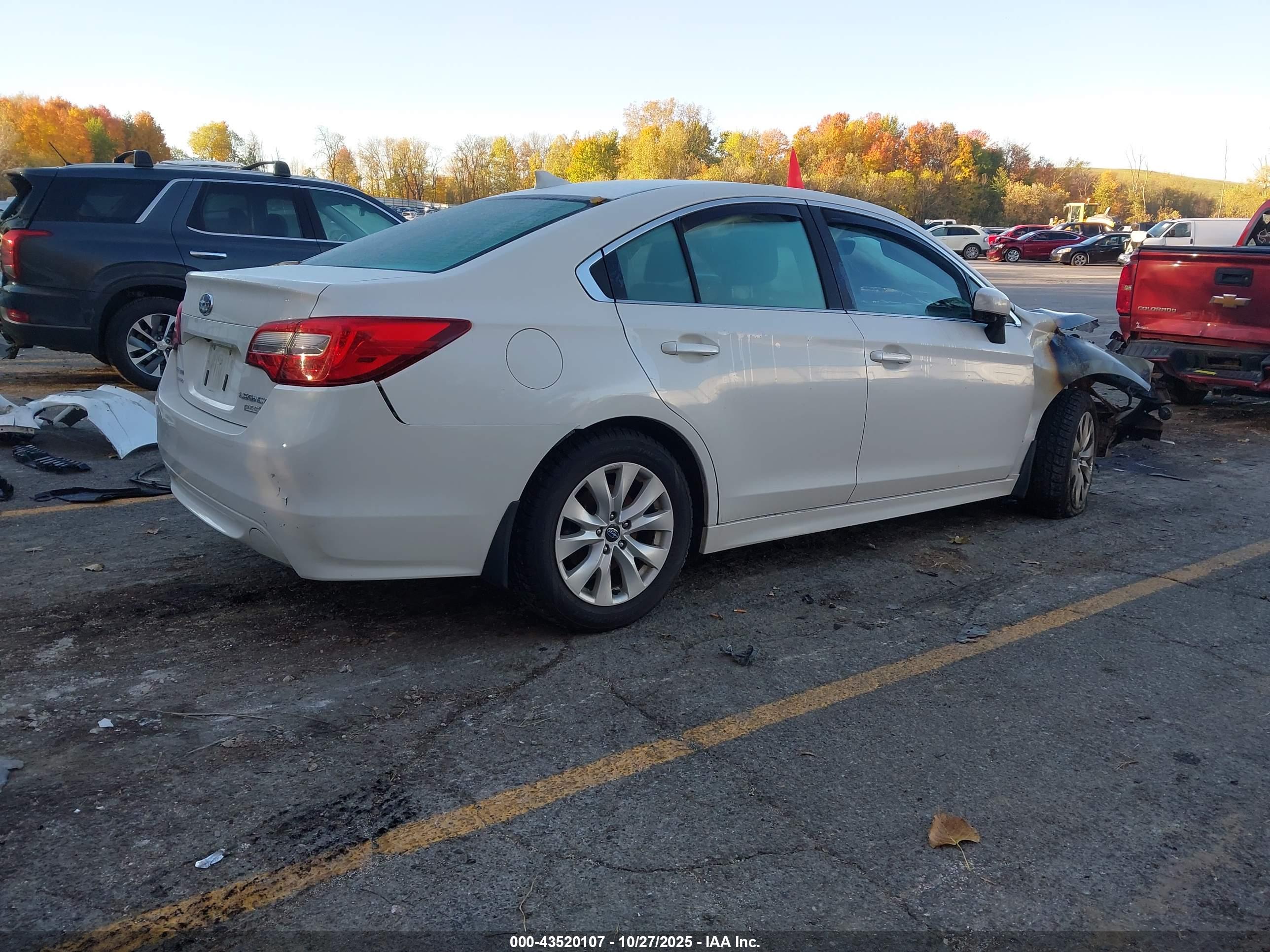 SUBARU LEGACY image 4