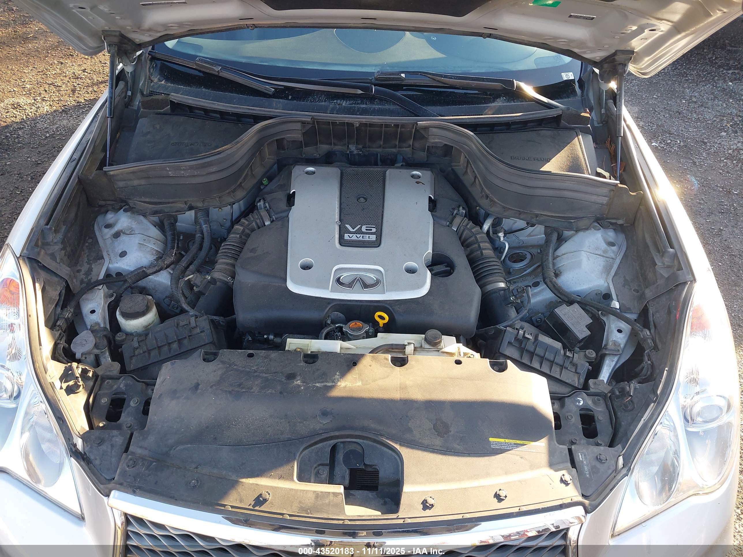 INFINITI QX50 image 10