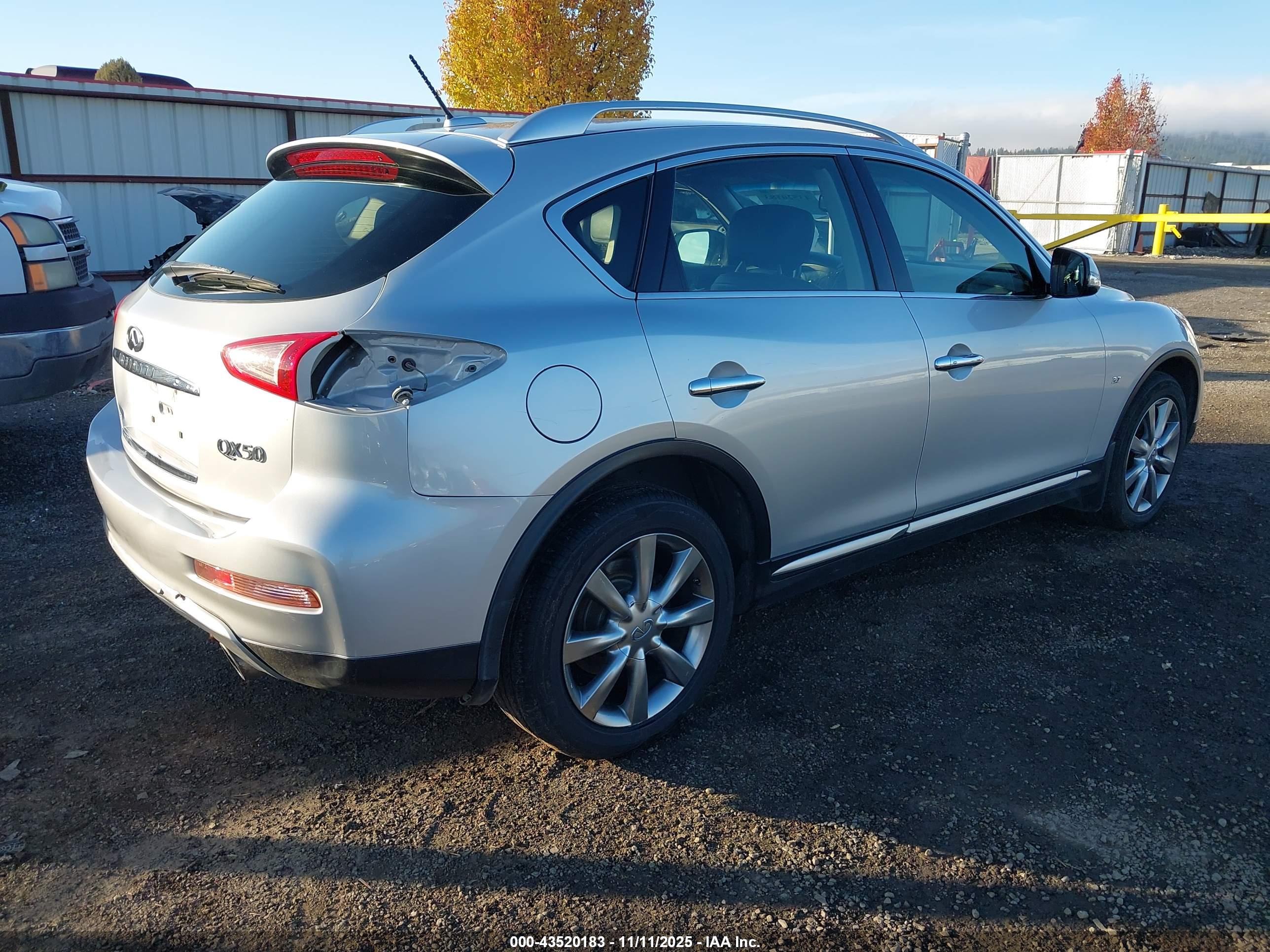 INFINITI QX50 image 4