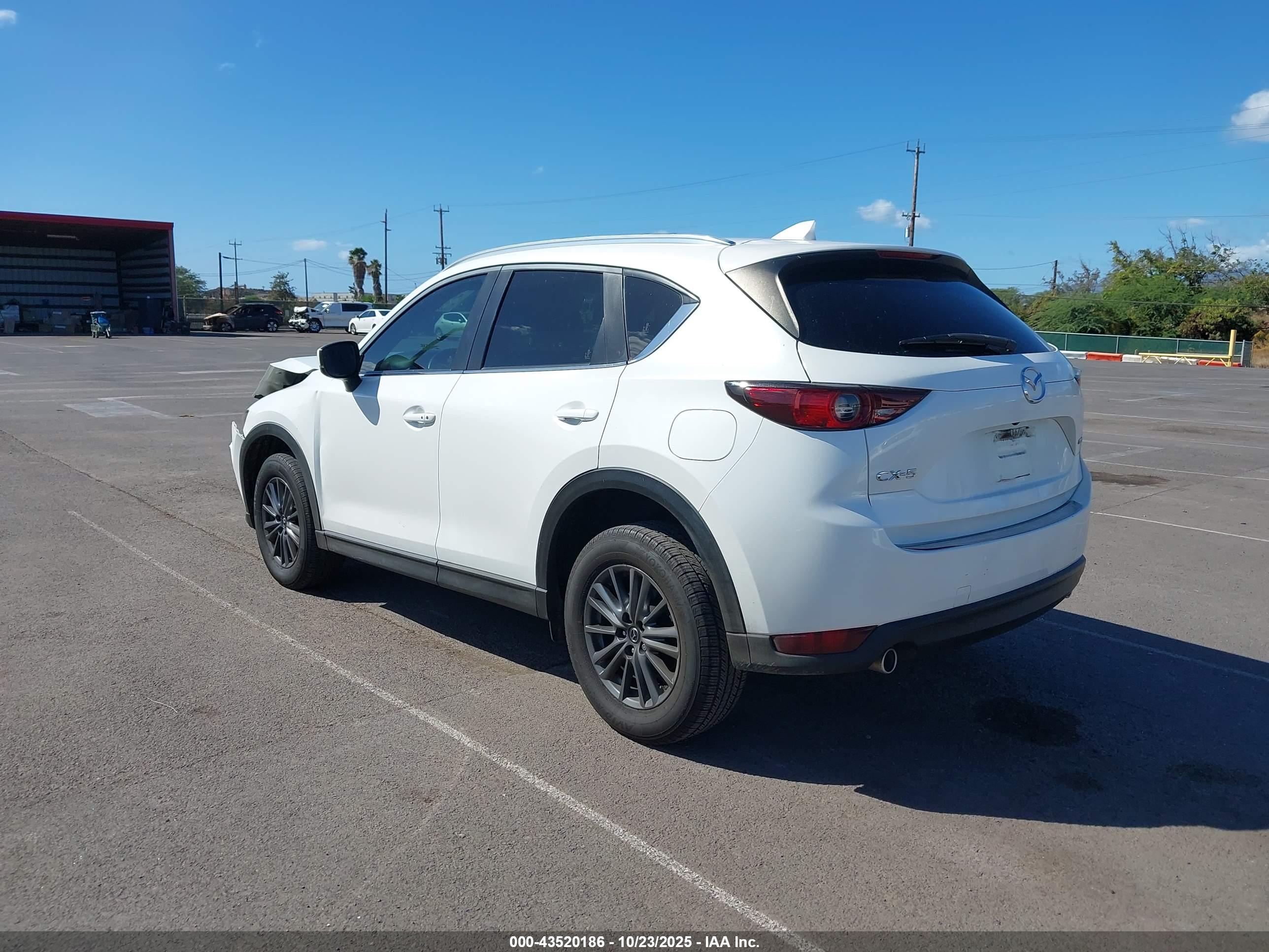 MAZDA CX-5 image 3