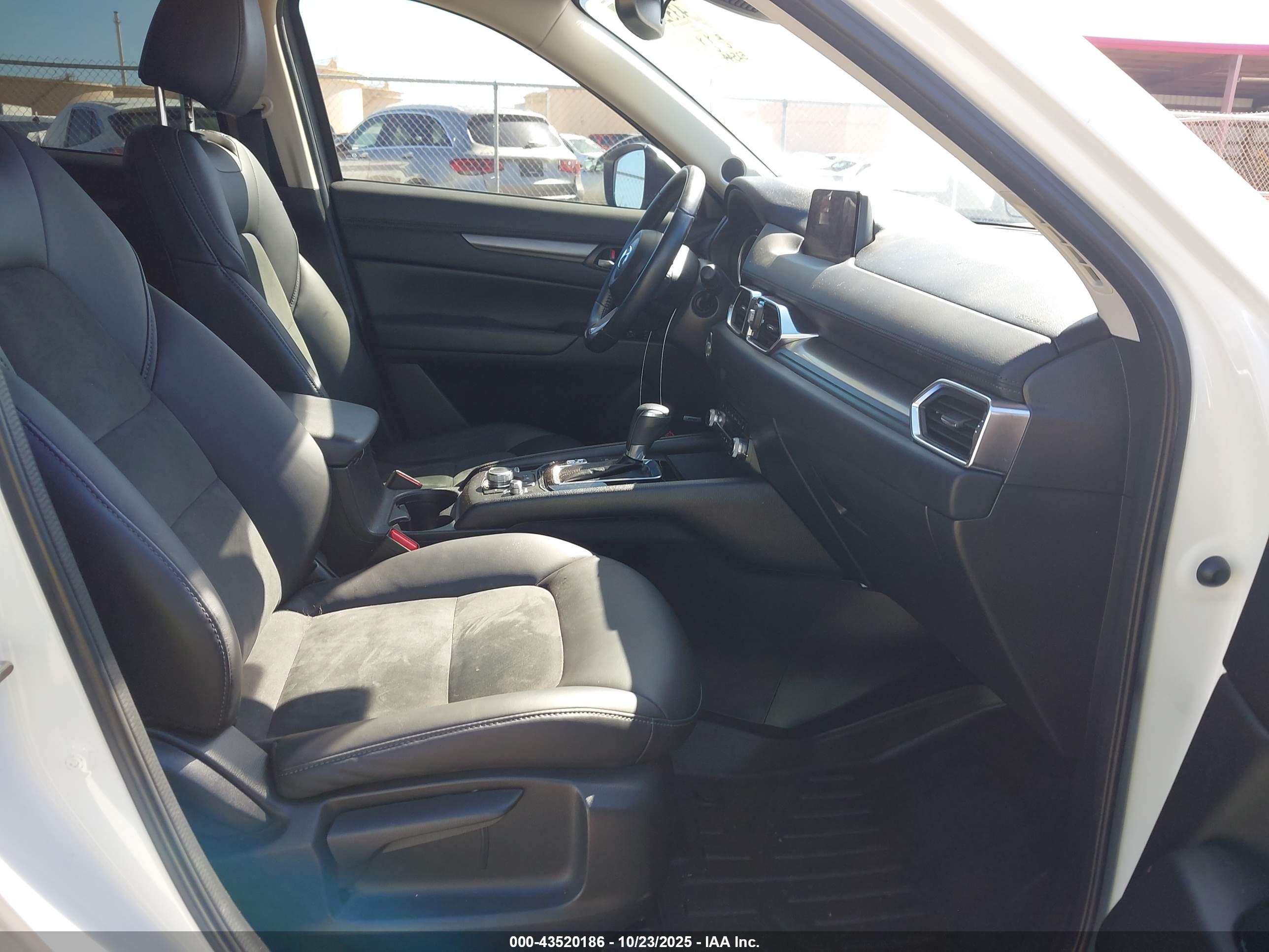 MAZDA CX-5 image 5