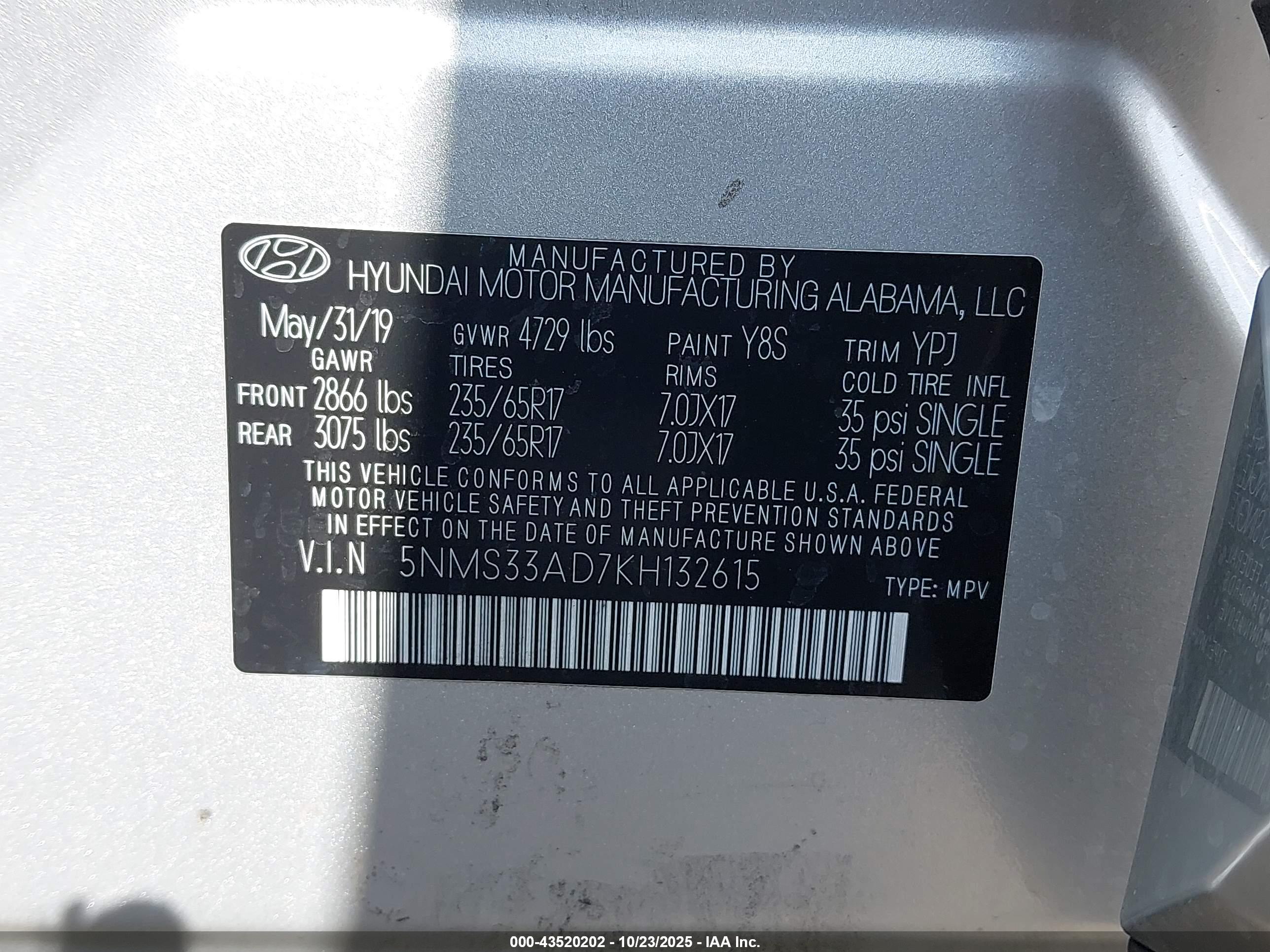 HYUNDAI SANTA image 9