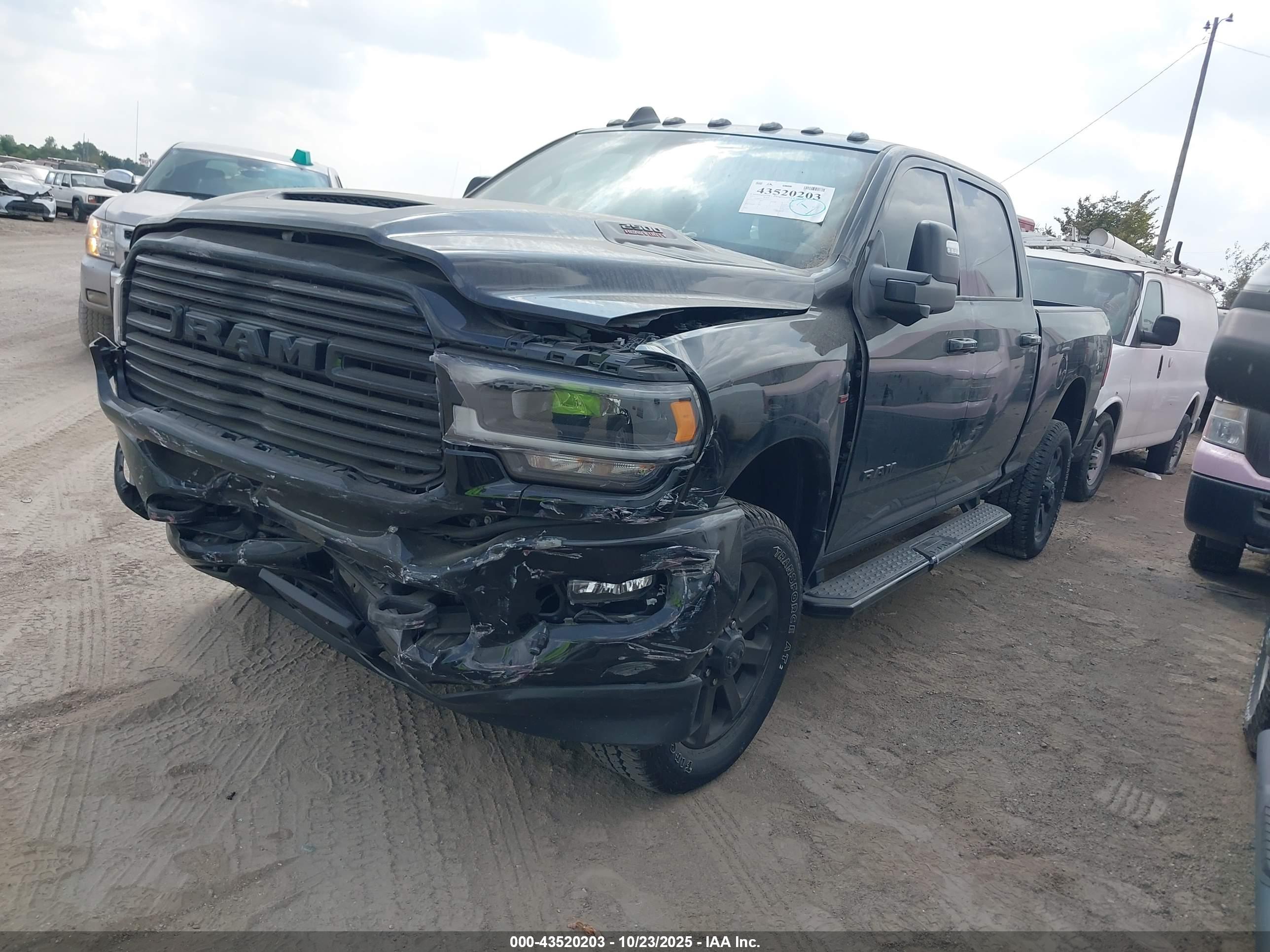 RAM 2500 image 2