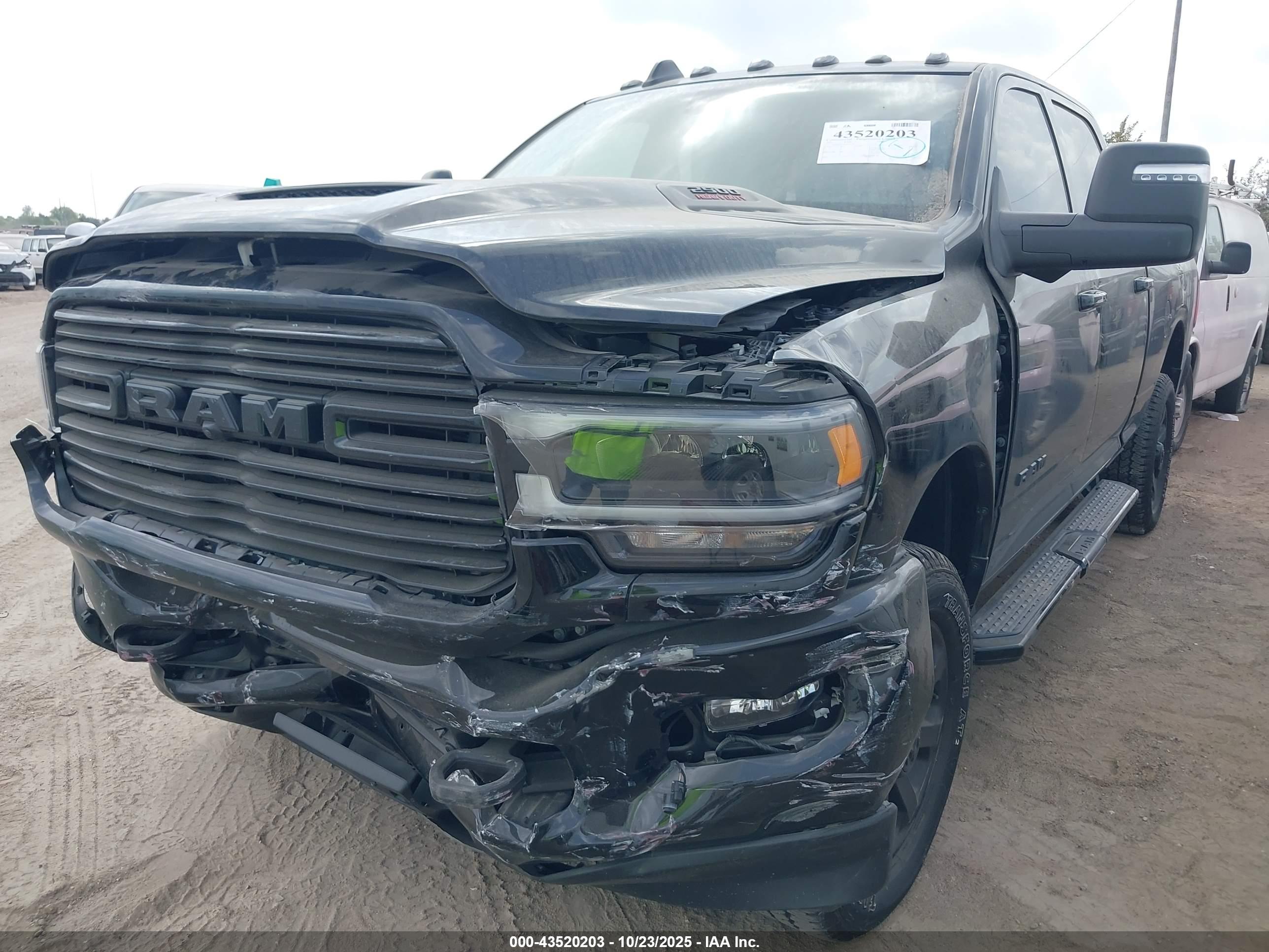 RAM 2500 image 6