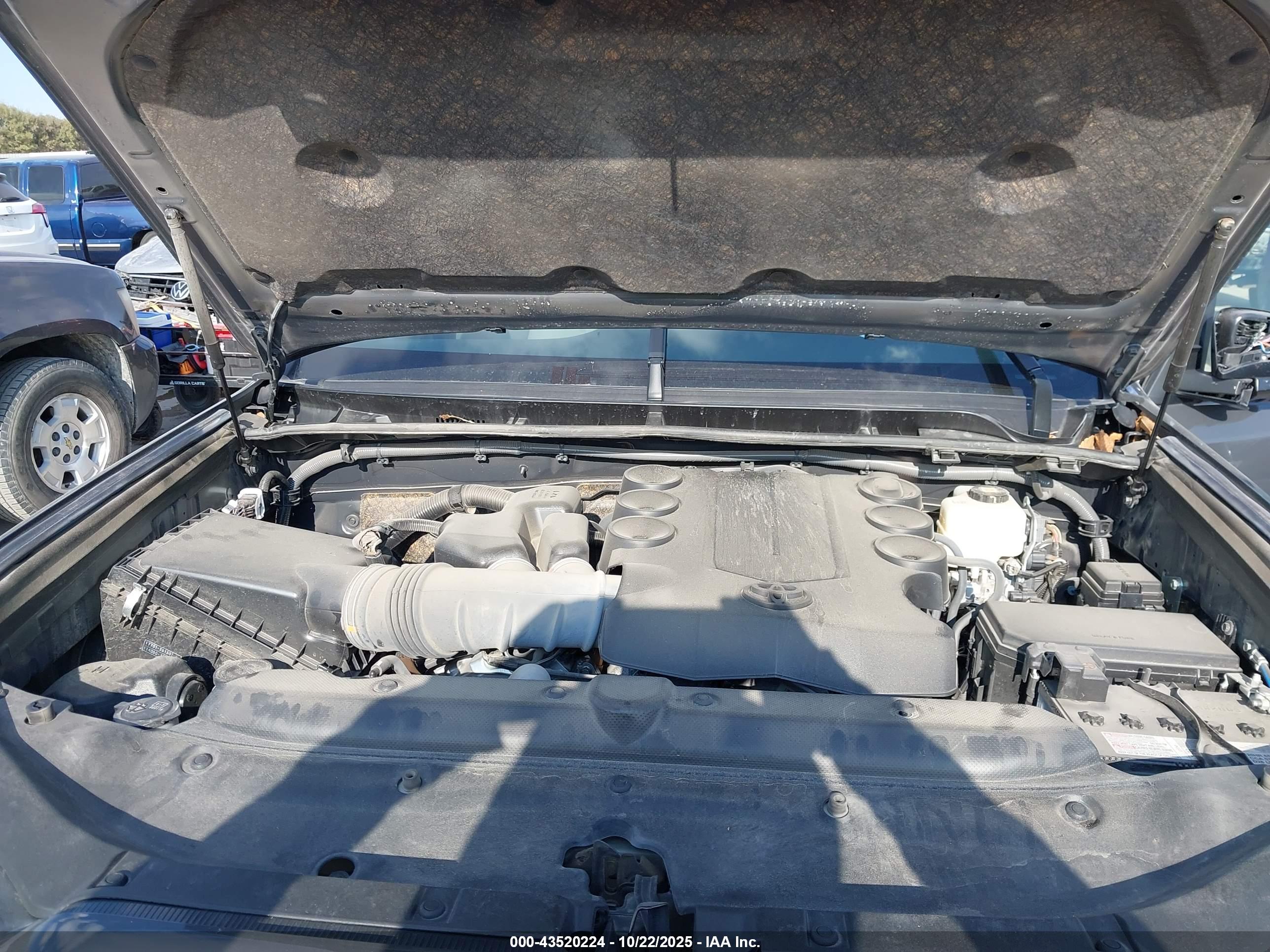 TOYOTA 4RUNNER image 10