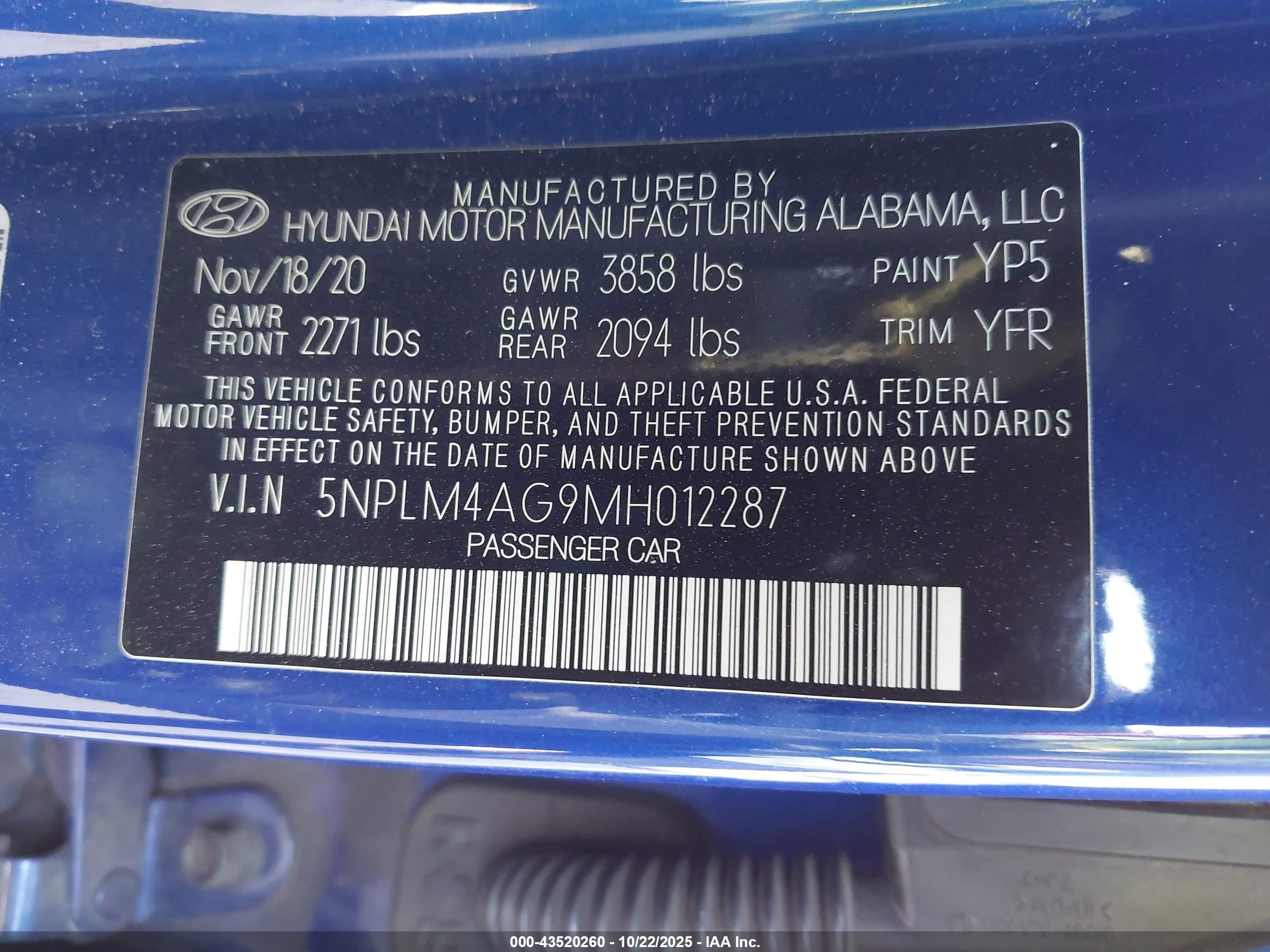 HYUNDAI ELANTRA image 9