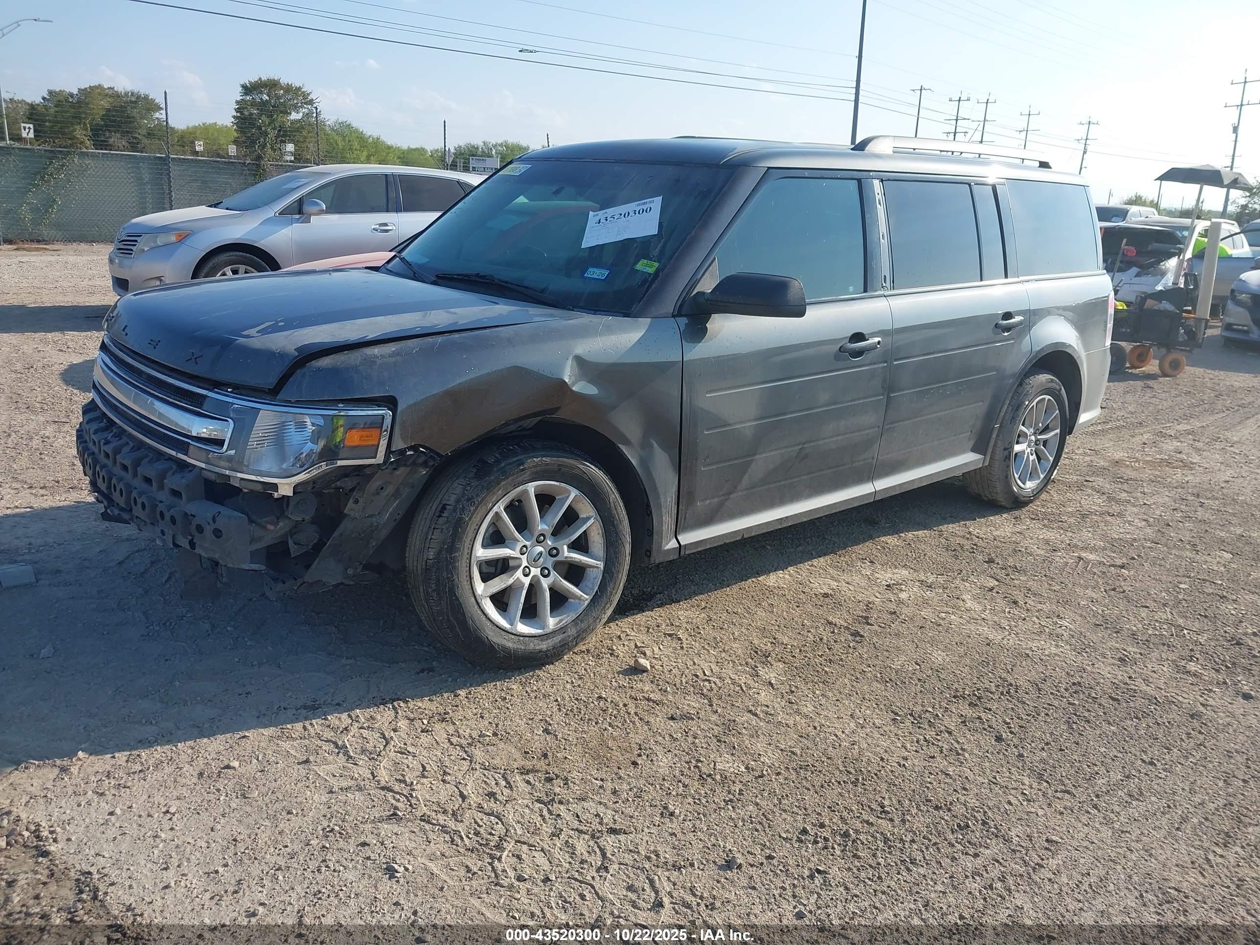 FORD FLEX image 2