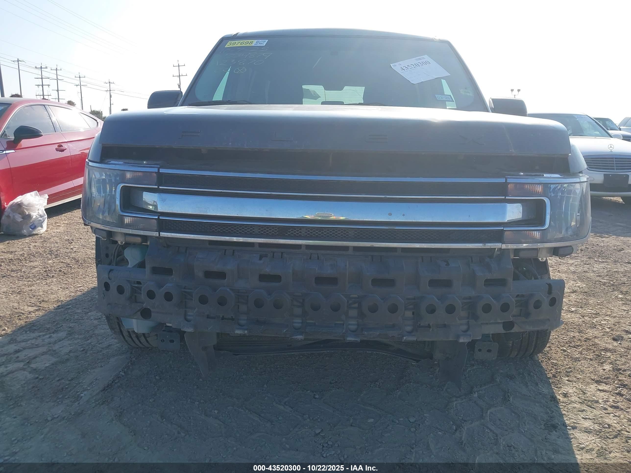 FORD FLEX image 6