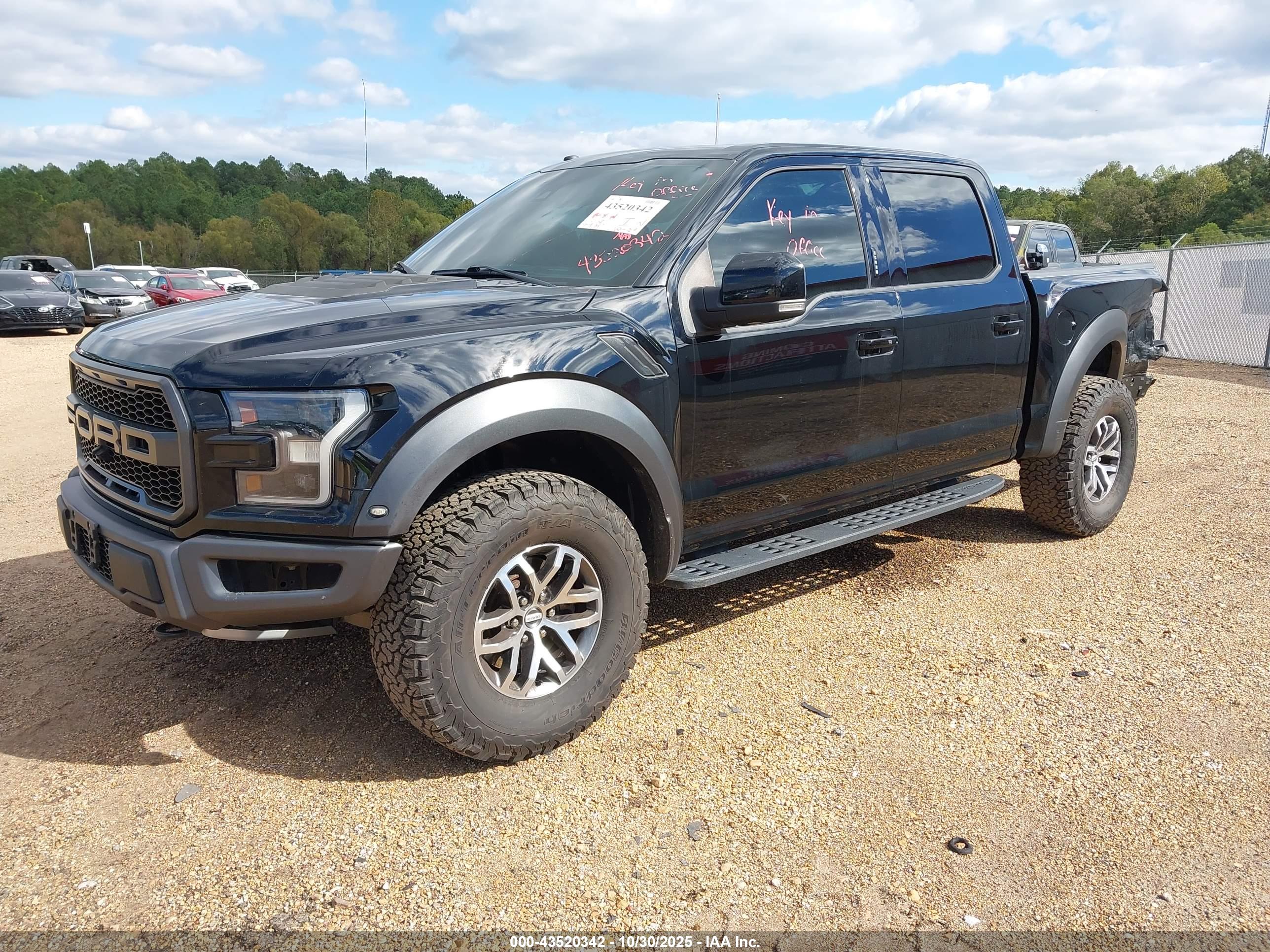 FORD F-150 image 2
