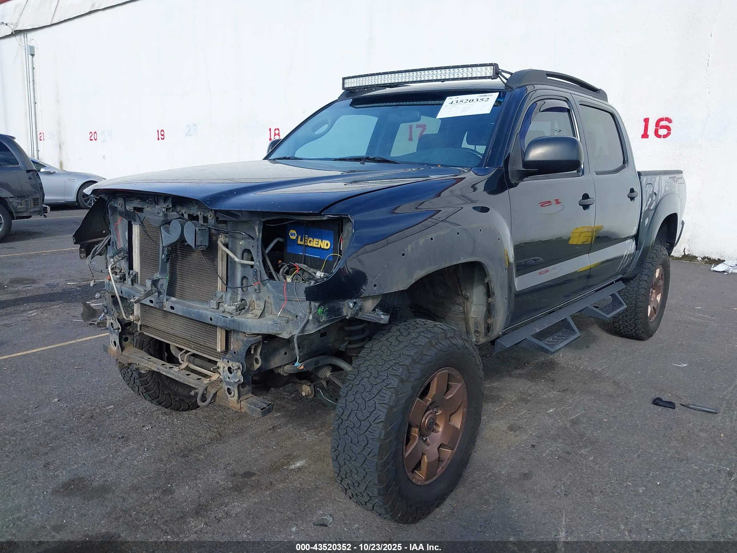 TOYOTA TACOMA image 2