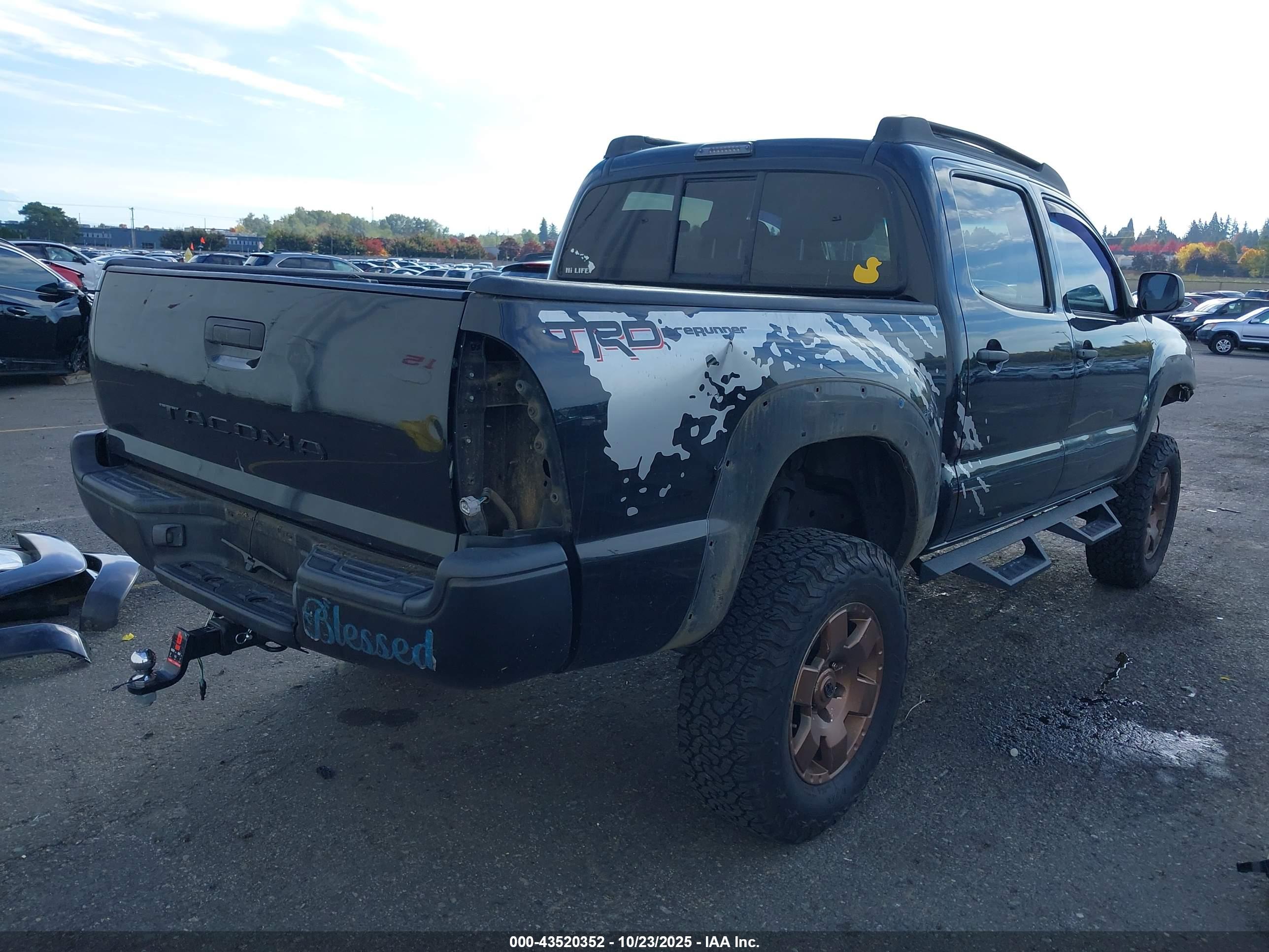 TOYOTA TACOMA image 4